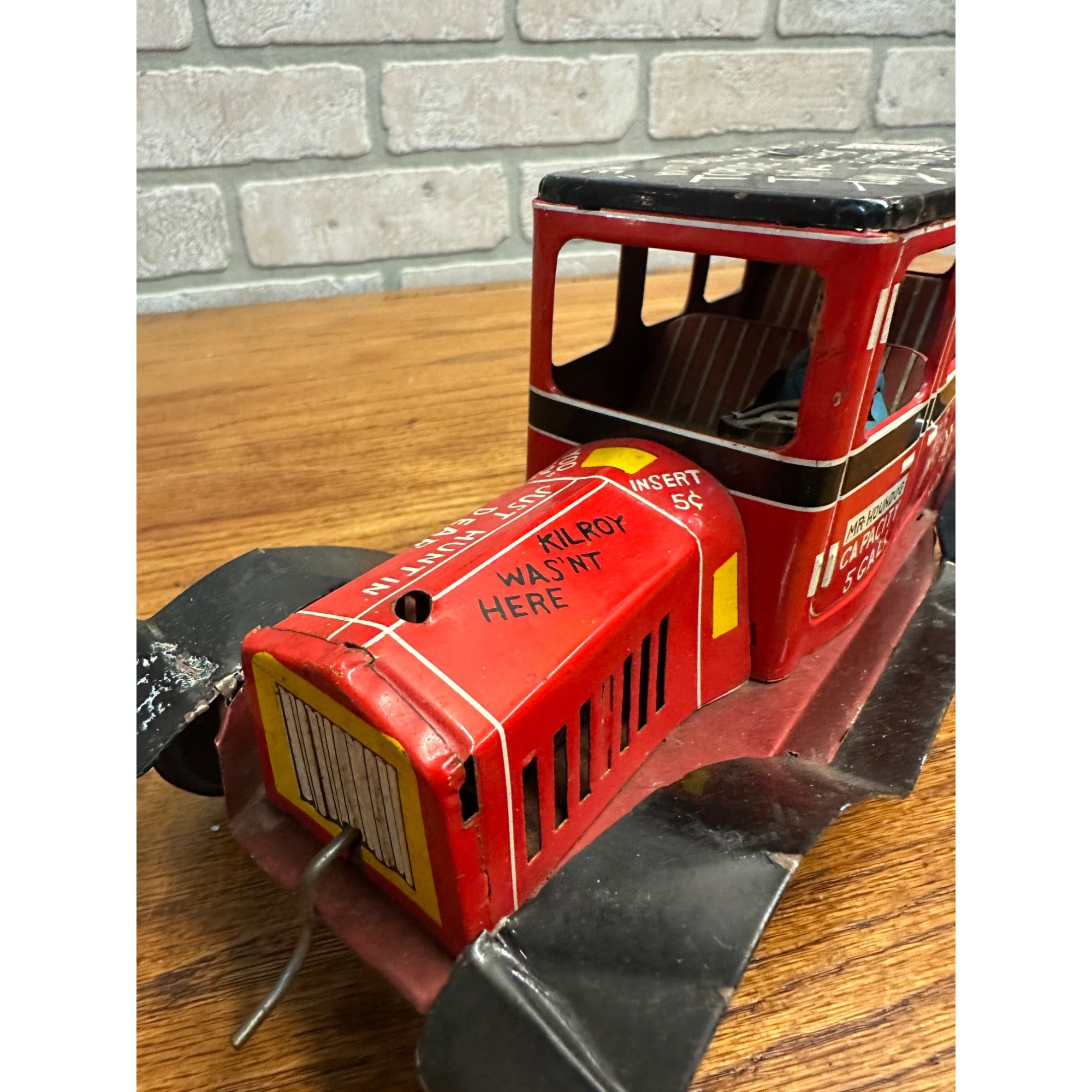 Marx Line Mar Tin Campus Express Mr. Houndog Jalopy Car - 1960's Japan