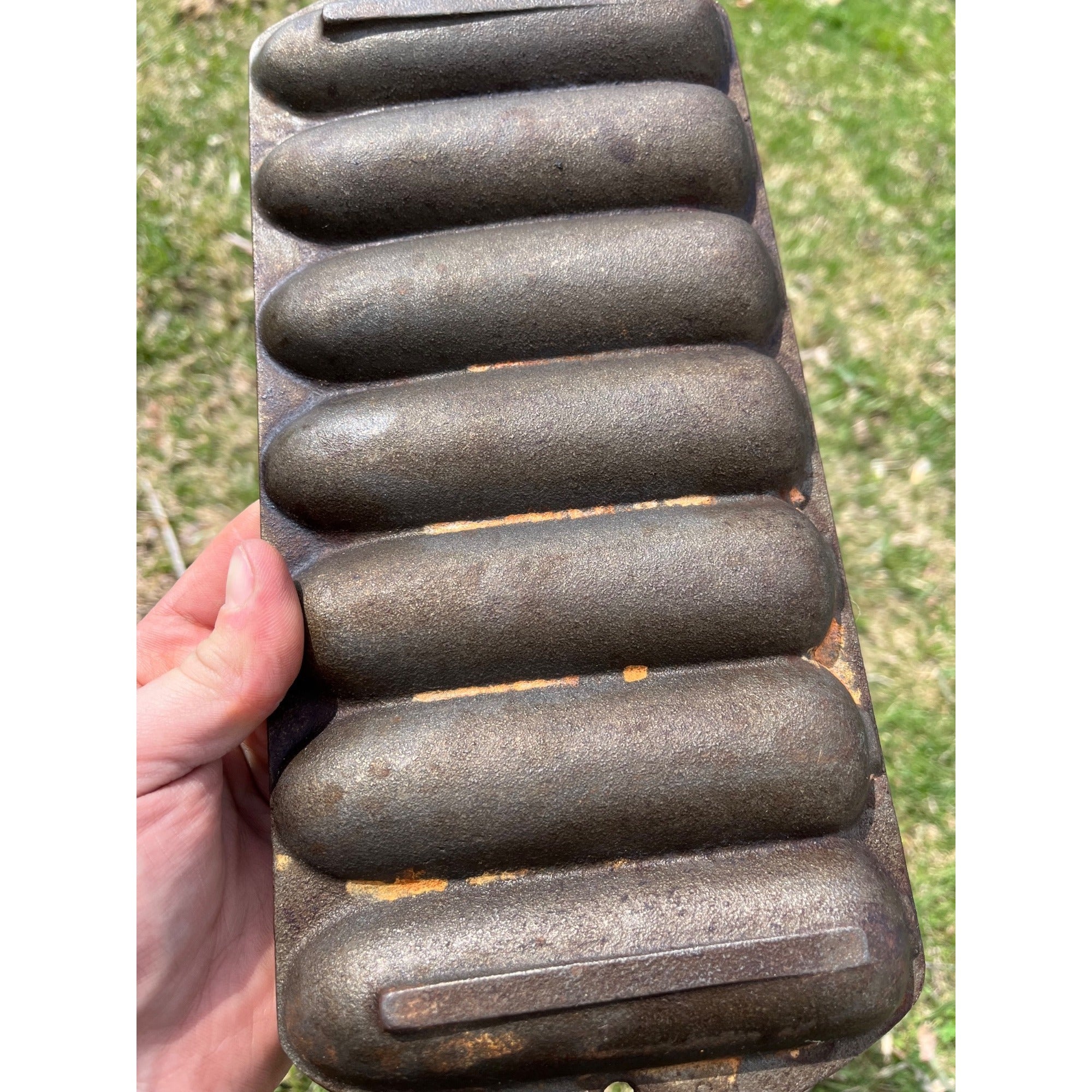 Vintage Cast Iron Lodge Crispy Corn Stick Pan Cornbread Corn Bread 27C2