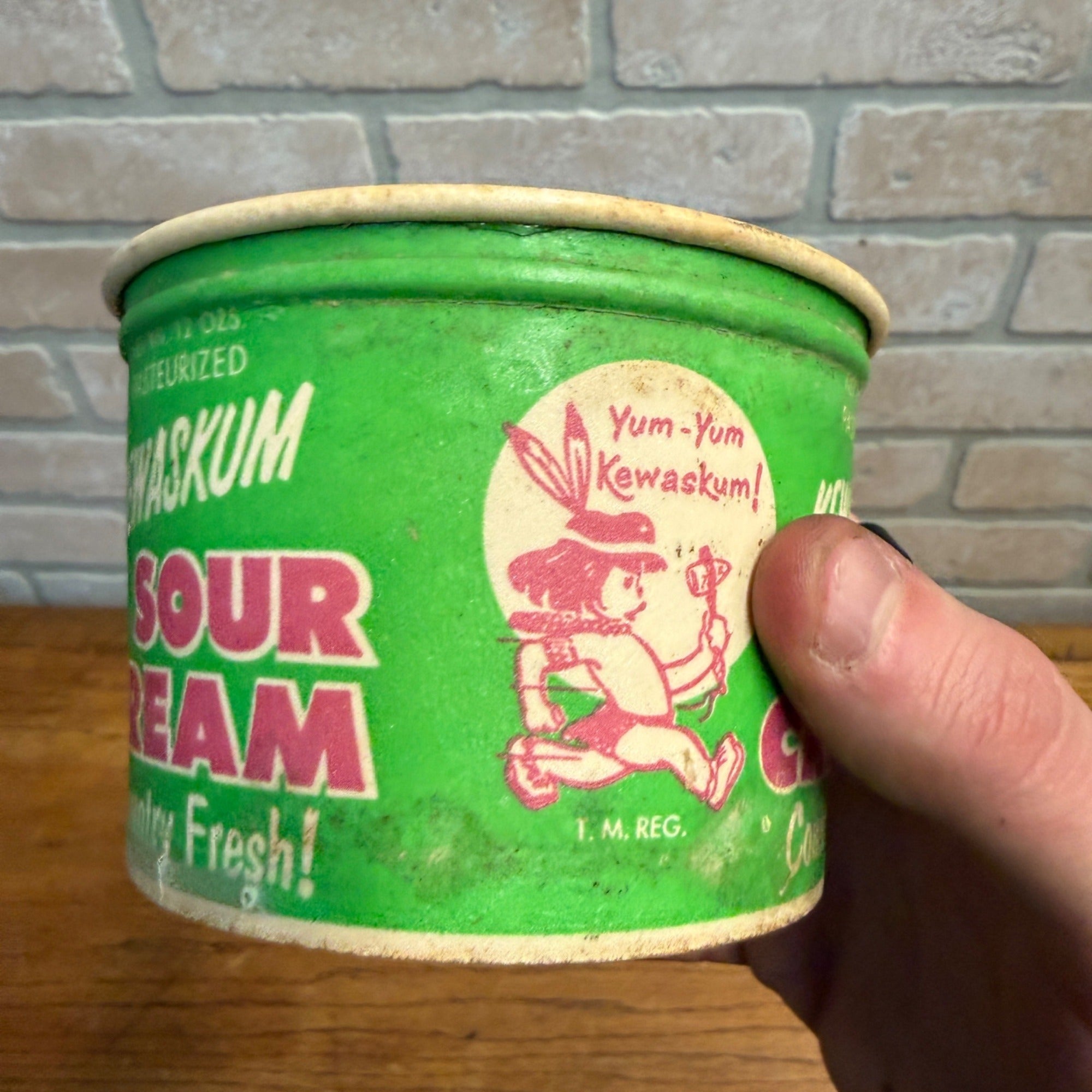 Vintage Heinemann Kewaskum Cottage Cheese Wax Container Indian Wisconsin