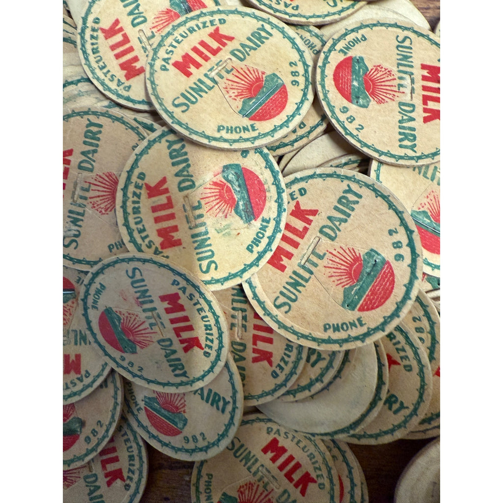 Milk Bottle Cap - Sunlite Dairy Farm - Oshkosh, (Wisconsin) Wis WI - Phone 982