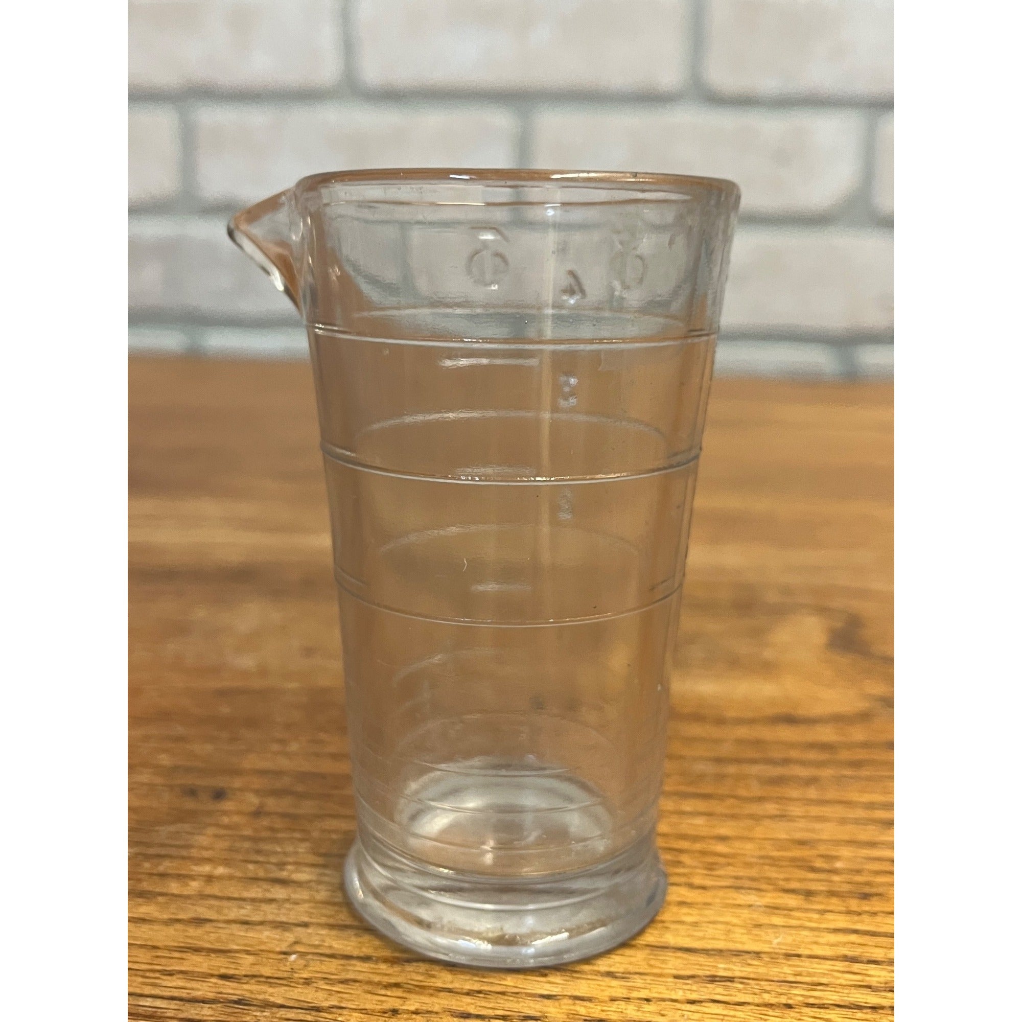 Antique Vintage Pharmacy Drug Store Chemistry Beaker Measuring Glass 4oz