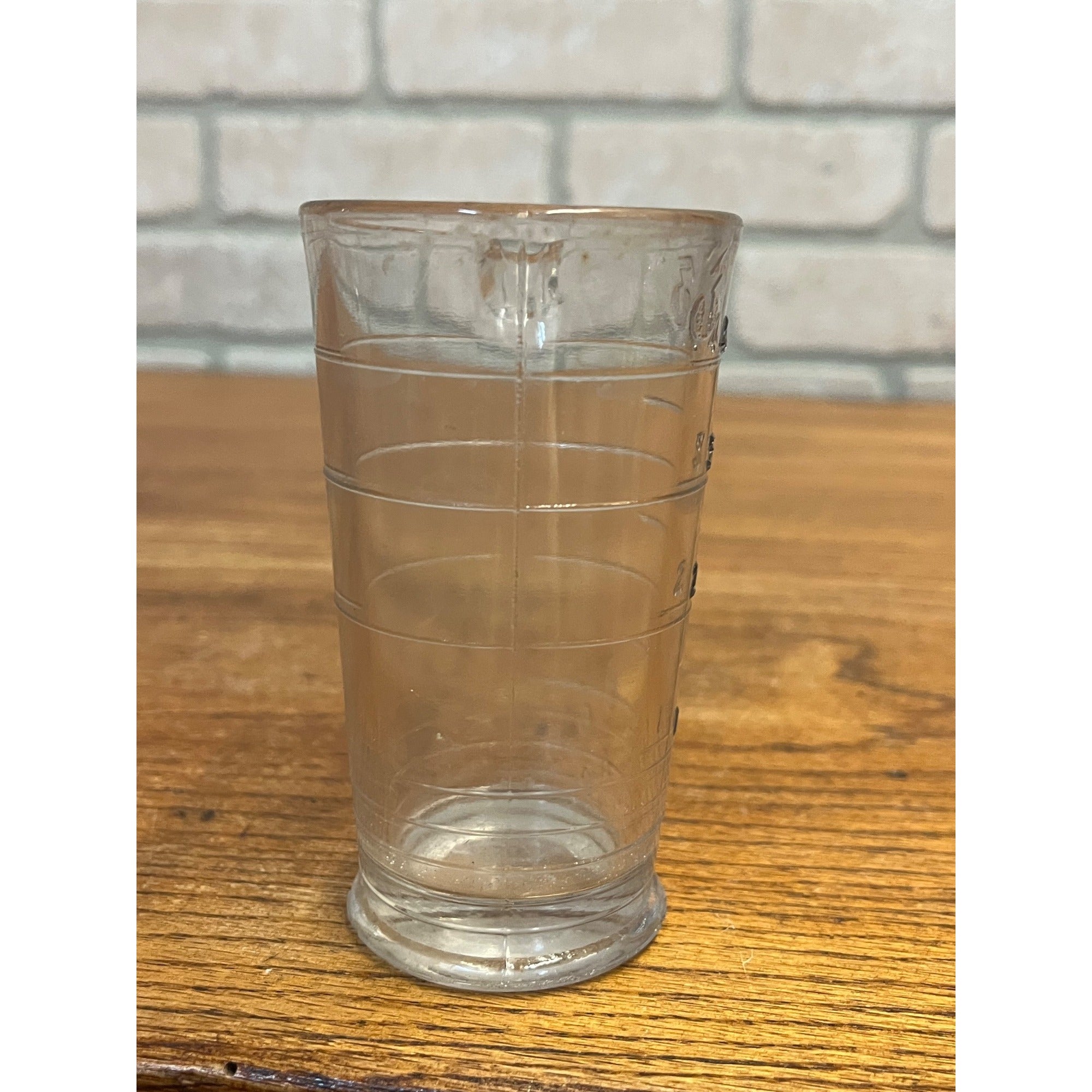 Antique Vintage Pharmacy Drug Store Chemistry Beaker Measuring Glass 4oz
