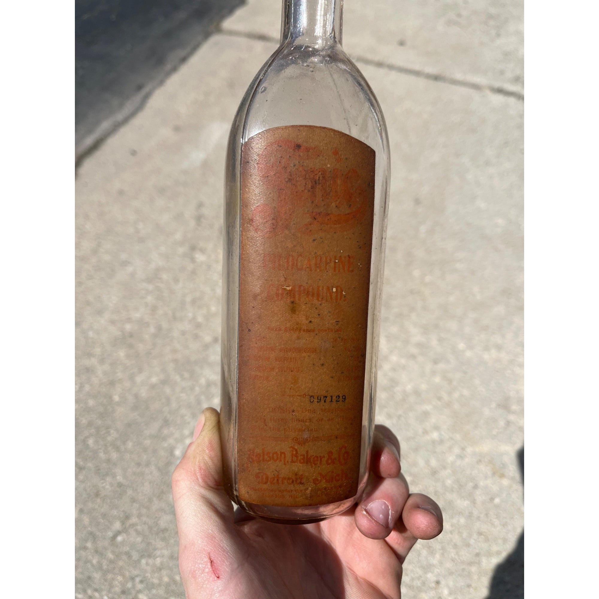 Vintage 1900s Nelson Baker Co. Detroit Michigan Tonic Apothecary Bottle Medicine