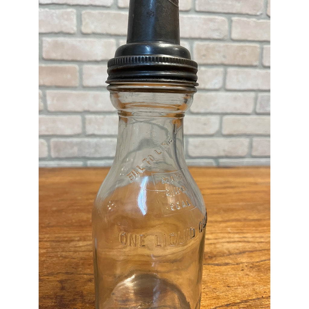 Vintage Master Manufacturing Co. Glass 1 Quart Oil Bottle, Pour Spout and Cap Litchfield, Illinois