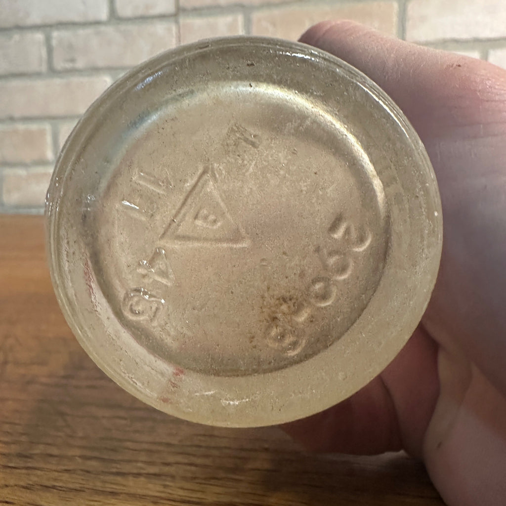 SCARCE Dr Wells Milwaukee Wisconsin ACL 7oz Soda Bottle