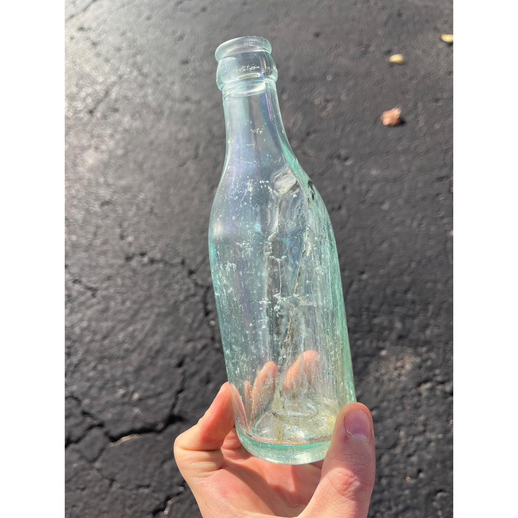 Supreme Bottling Co. c1920s Waukesha Wis Blue Soda Beer Bottle 8oz