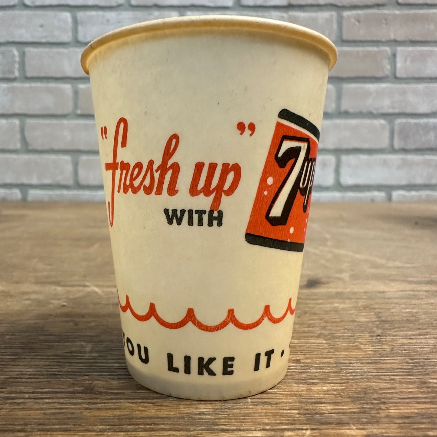 Vintage 7up 4oz Fresh Up Wave Soda Promotional Wax Paper Cup