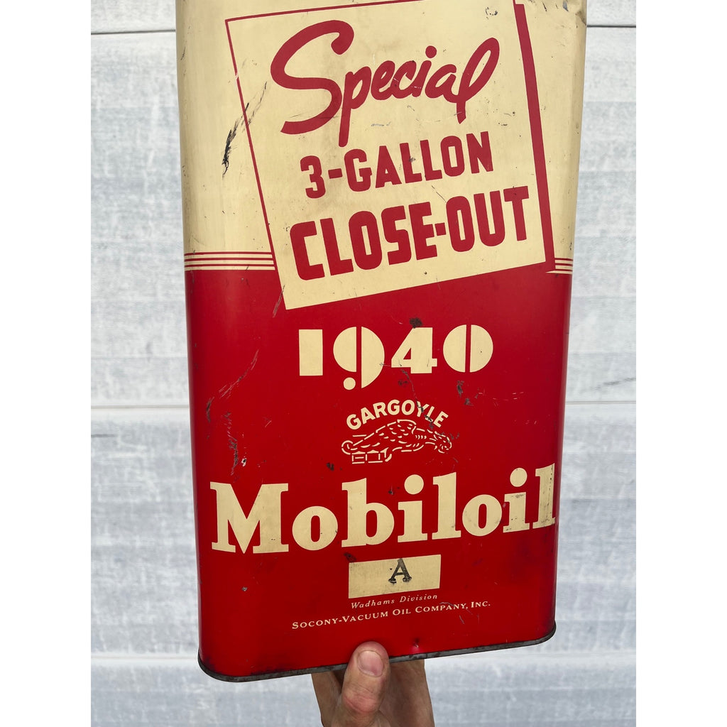 RARE Vintage Mobiloil Wadhams 1940 Close-Out 3 Gallon Motor Oil Can Gargoyle