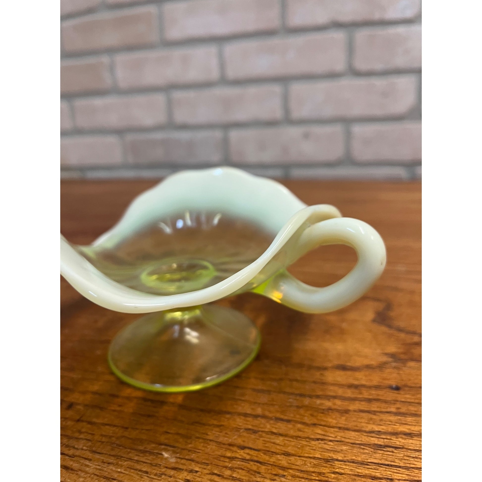 Vintage Northwood Yellow Vaseline Footed Compote Candy Dish Uranium Handled