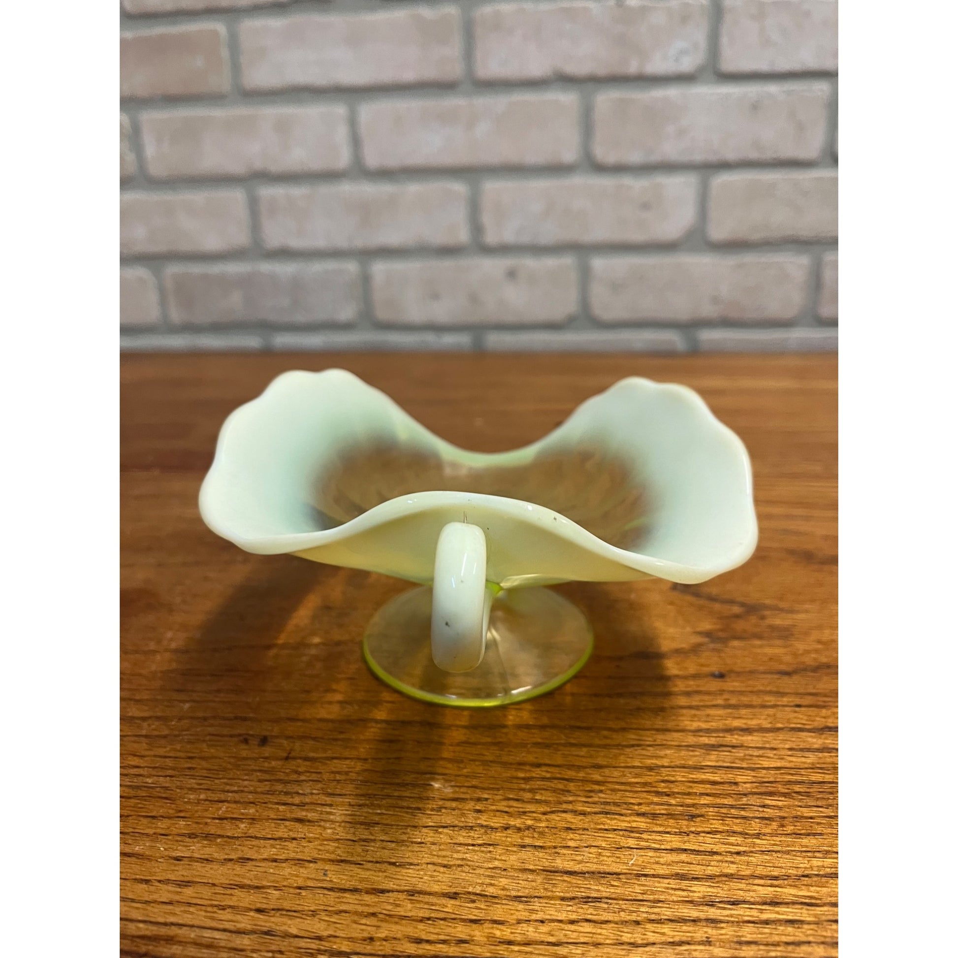 Vintage Northwood Yellow Vaseline Footed Compote Candy Dish Uranium Handled