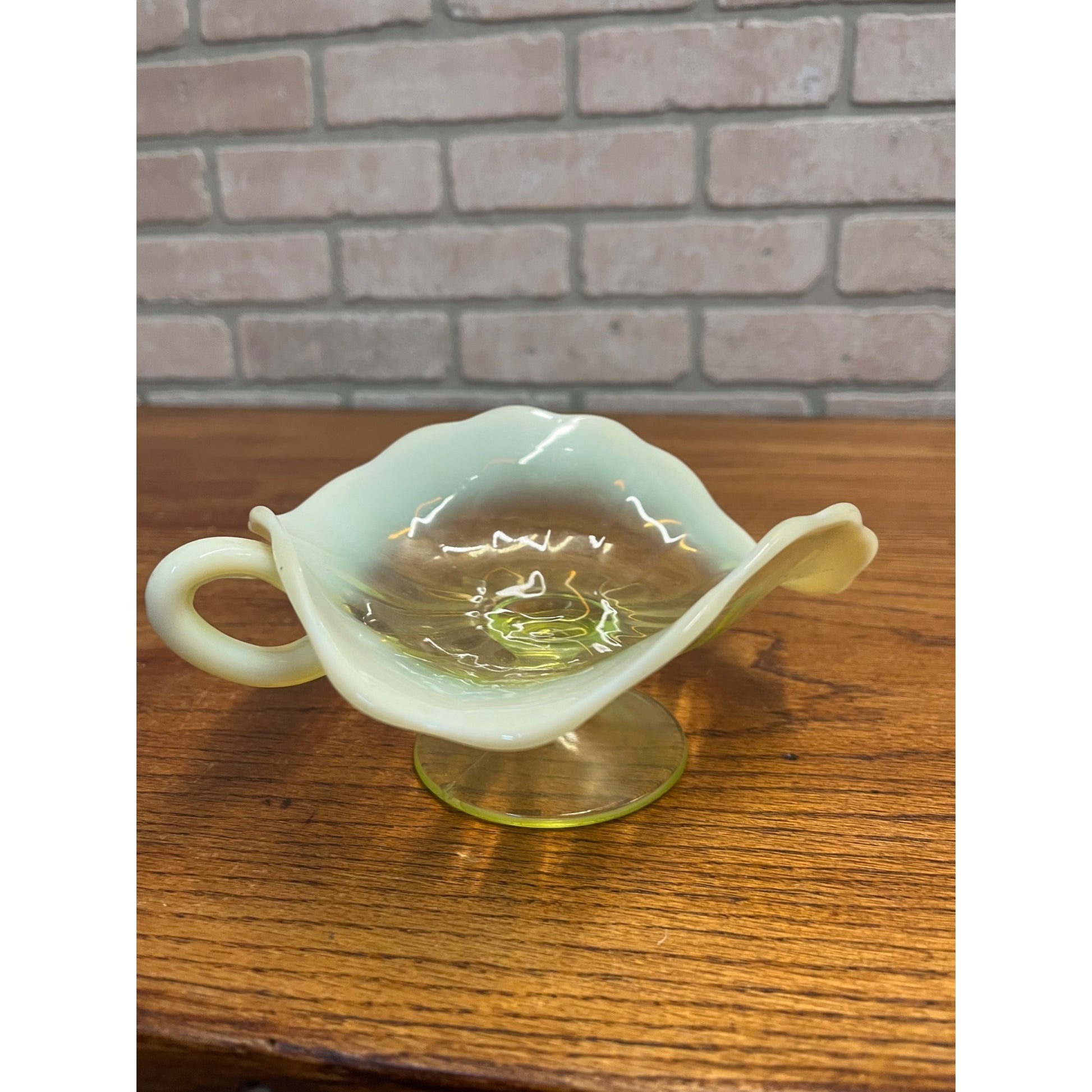 Vintage Northwood Yellow Vaseline Footed Compote Candy Dish Uranium Handled