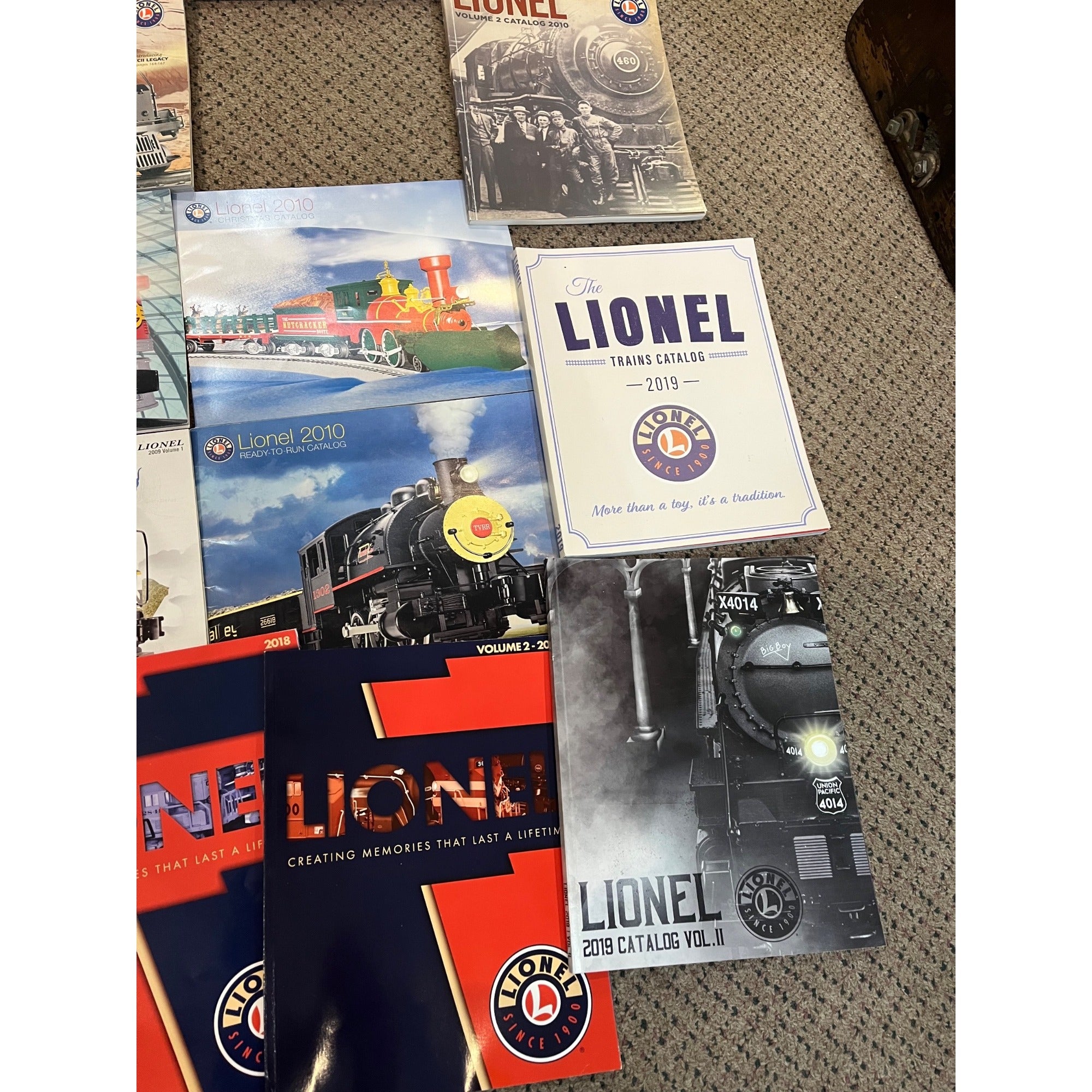 Vintage Lionel Classic Model Trains Advertising Catalogs 2001-2011 + 2018, 2019