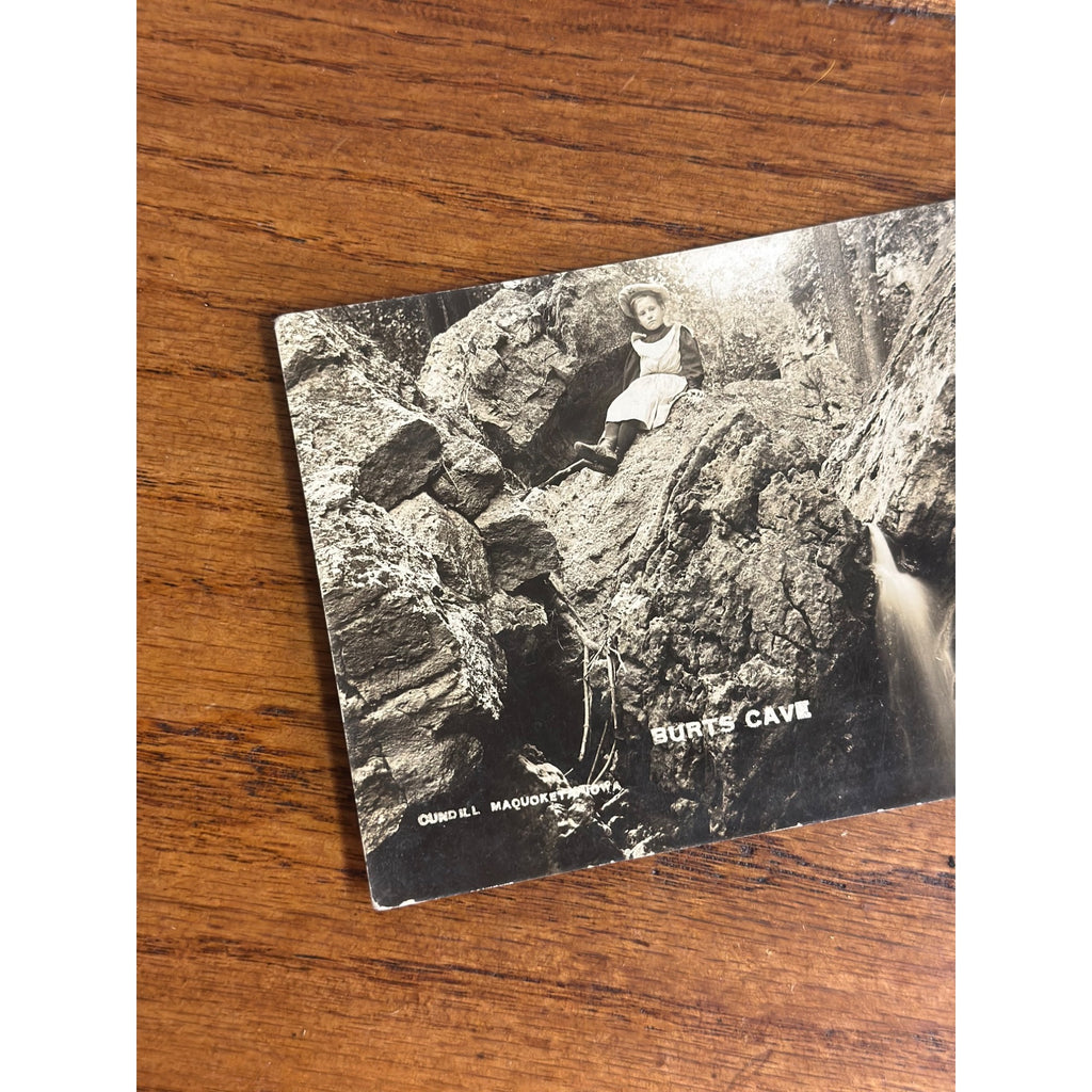 Vintage Maquoketa, Iowa RPPC Real Photo Postcard "BURTS CAVE" 1911 IA