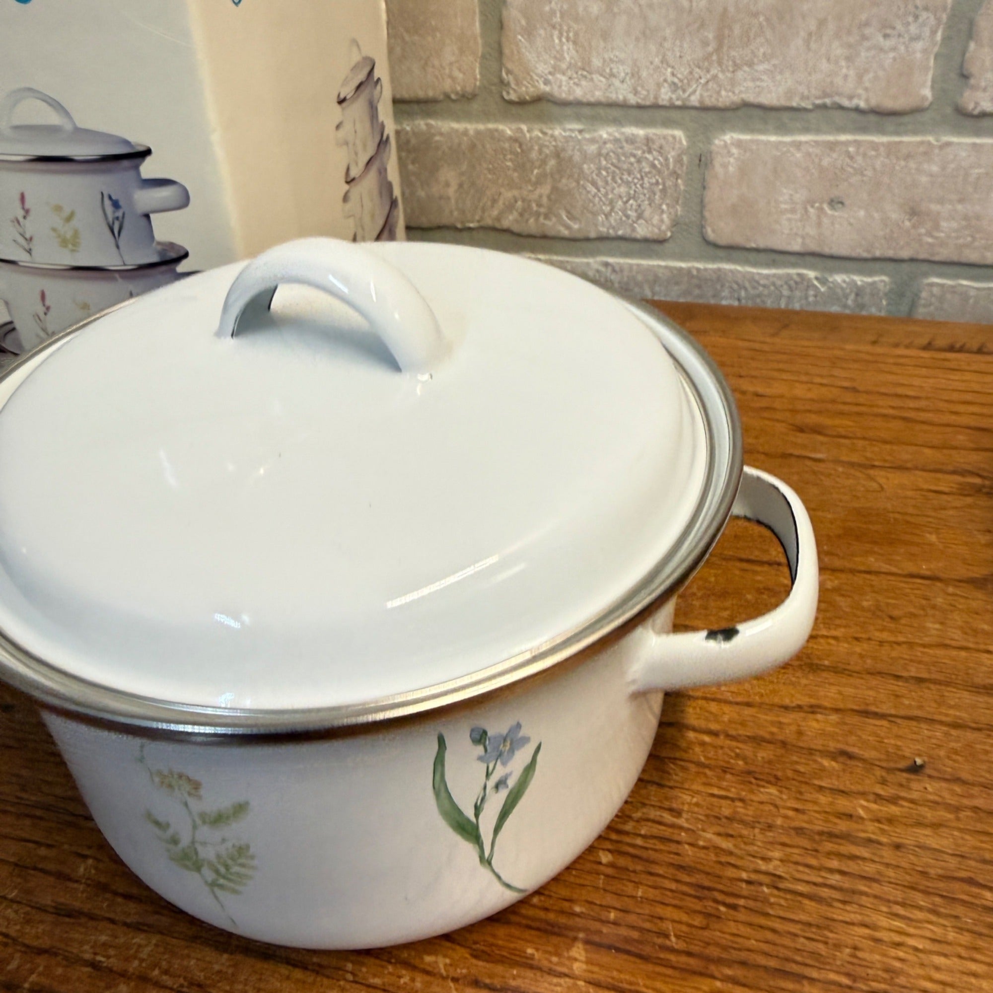 Vintage Enamel on Steel Corelle Coordinates "My Garden" 6 Piece Mini Stock Pot Set Floral Decoration NOS