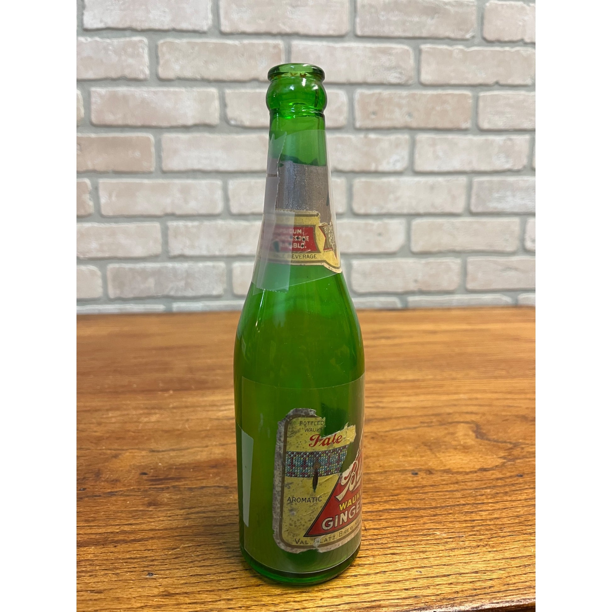 Prohibition Era Blatz Waukesha Ginger Ale Soda Bottle Label Milwaukee, Wis 12oz