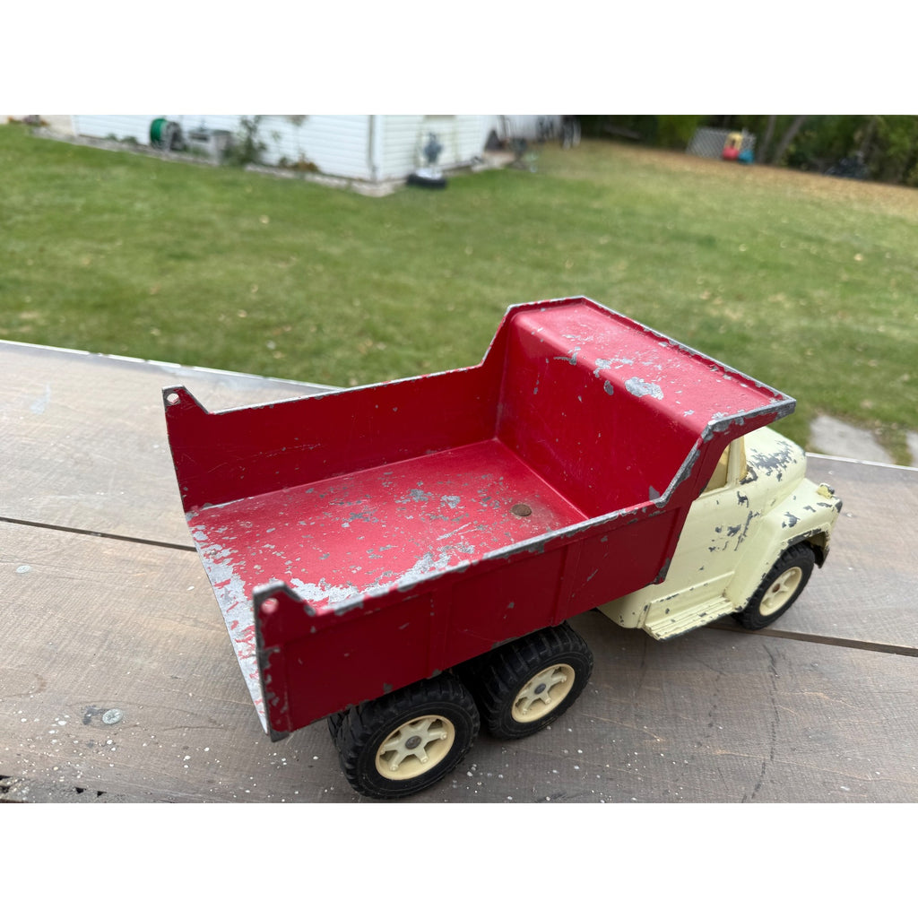 Vintage 1950s Ertl International Loadstar IH Dump Truck Red White Metal Toy
