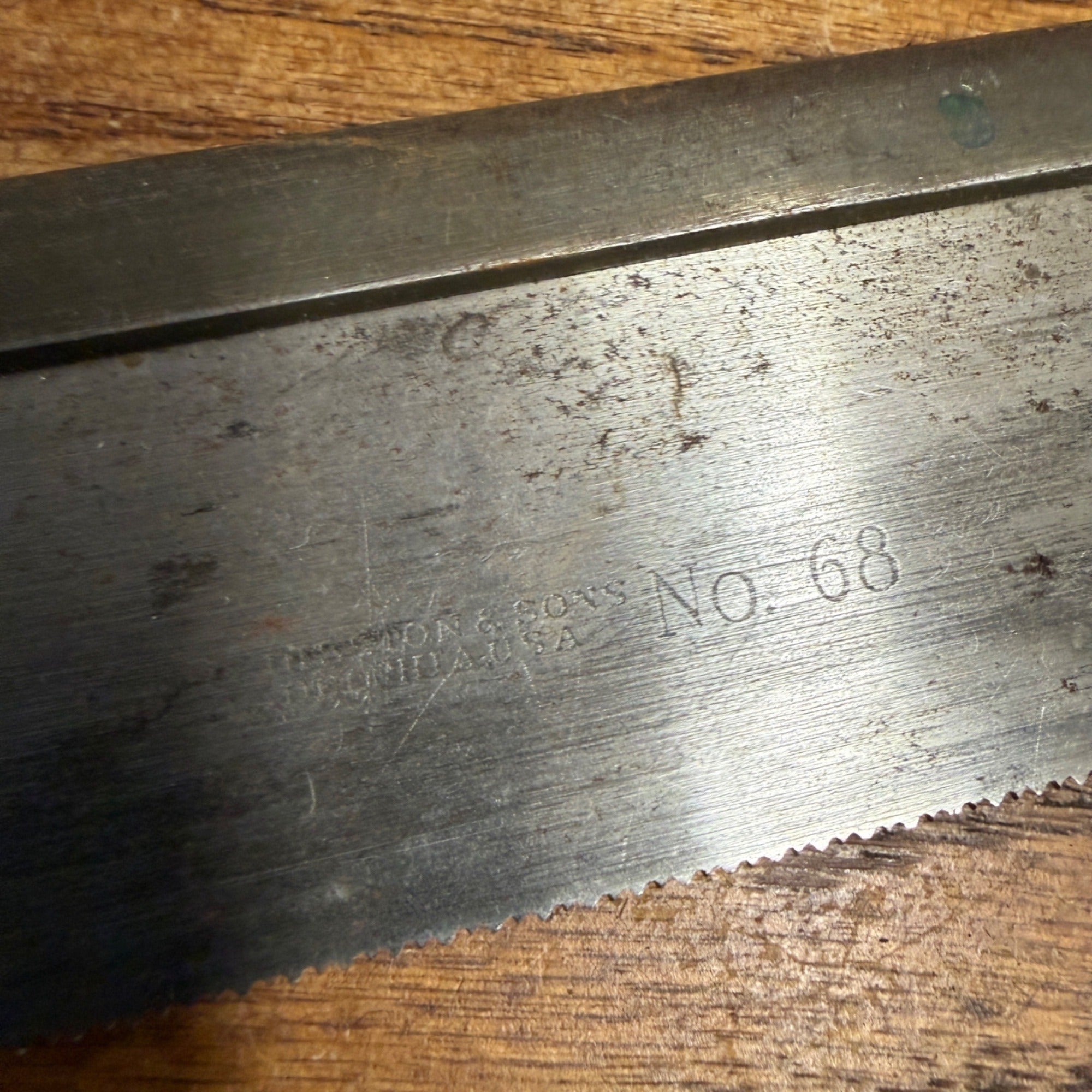 Vintage Henry Disston & Sons No 68 Dovetail Gent's Saw - 10" Straight Blade