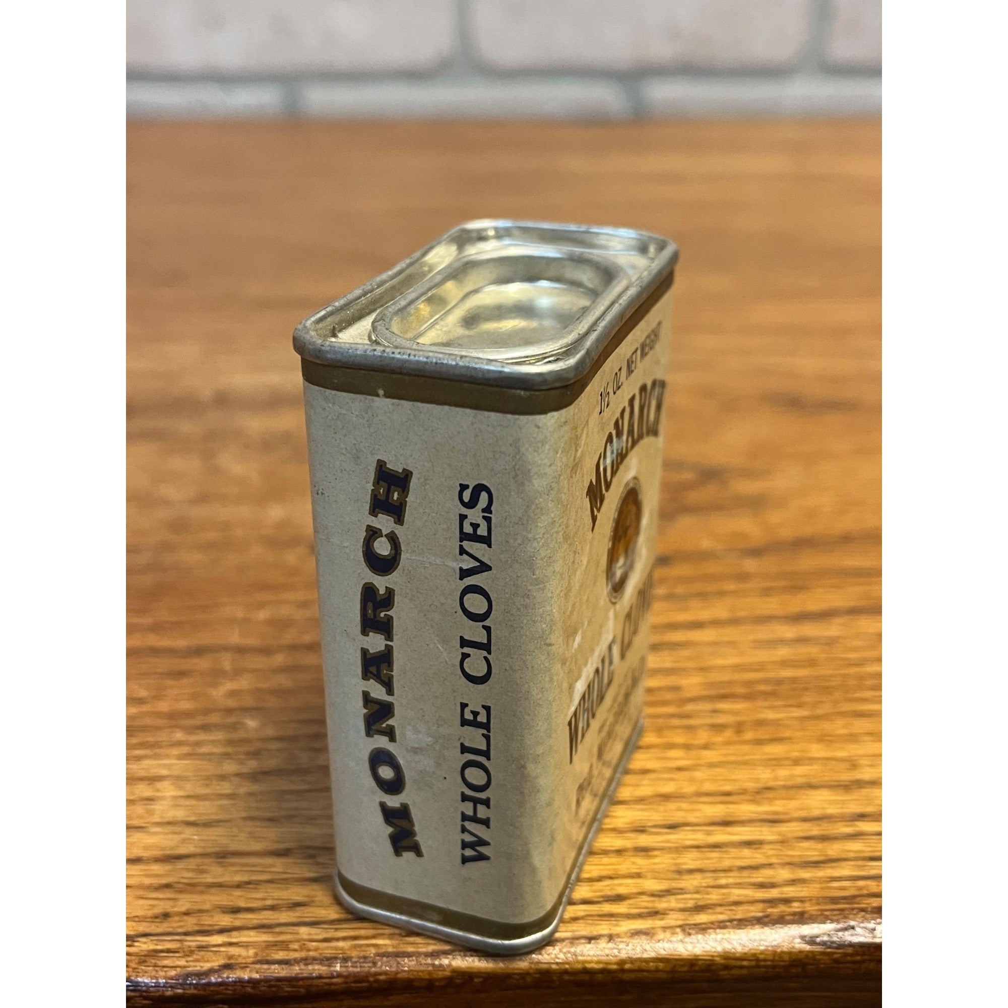 Vintage Monarch Ground Cloves Spice Tin, Reid Murdoch Co. Chicago Advertising Can