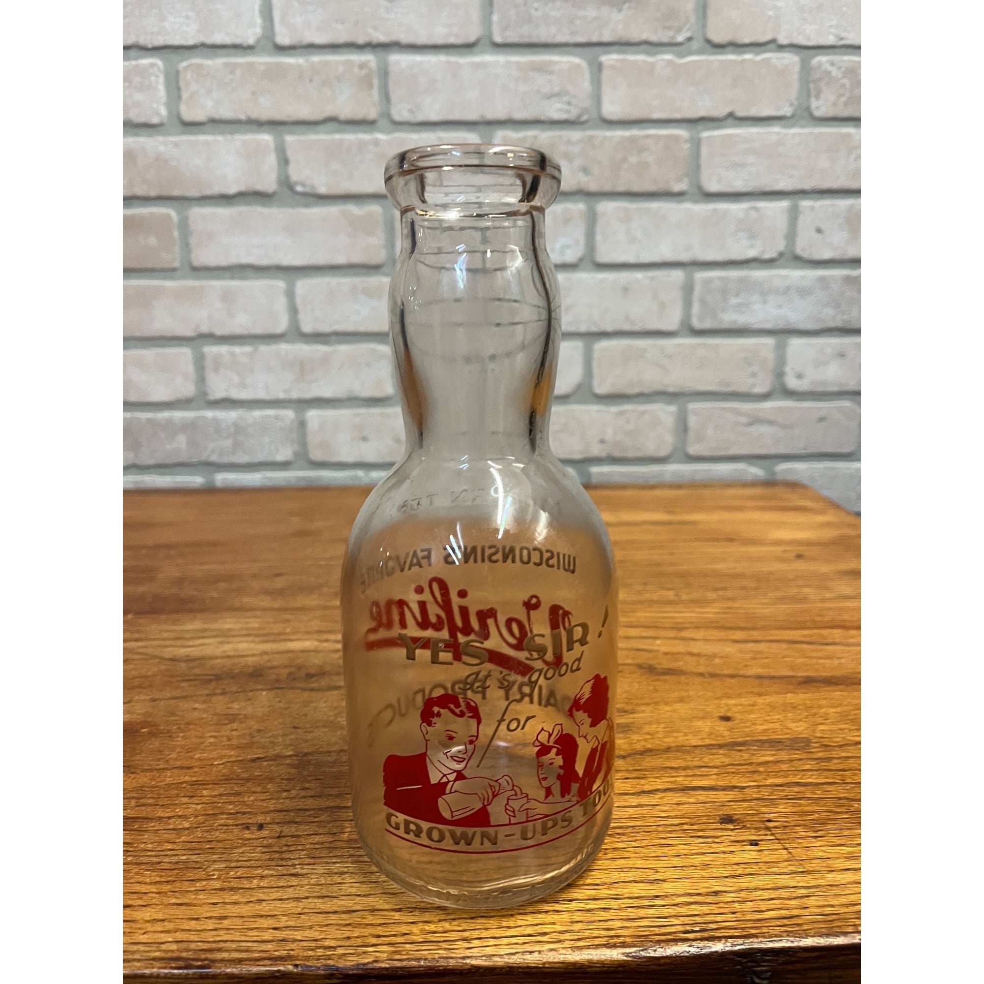 Vintage Verifine "Wisconsin's Favorite" Rounded Milk Bottle "Yes, Sir! It's Good for Grown-Ups Too" Slogan Sheboygan, Wisconsin One Quart
