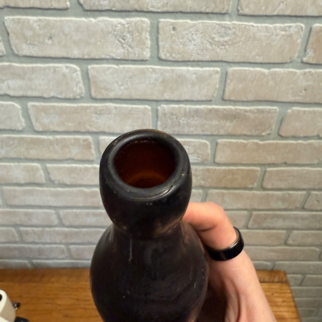 Antique Amber E.L. Husting Milwaukee Wisconsin Beer Bottle