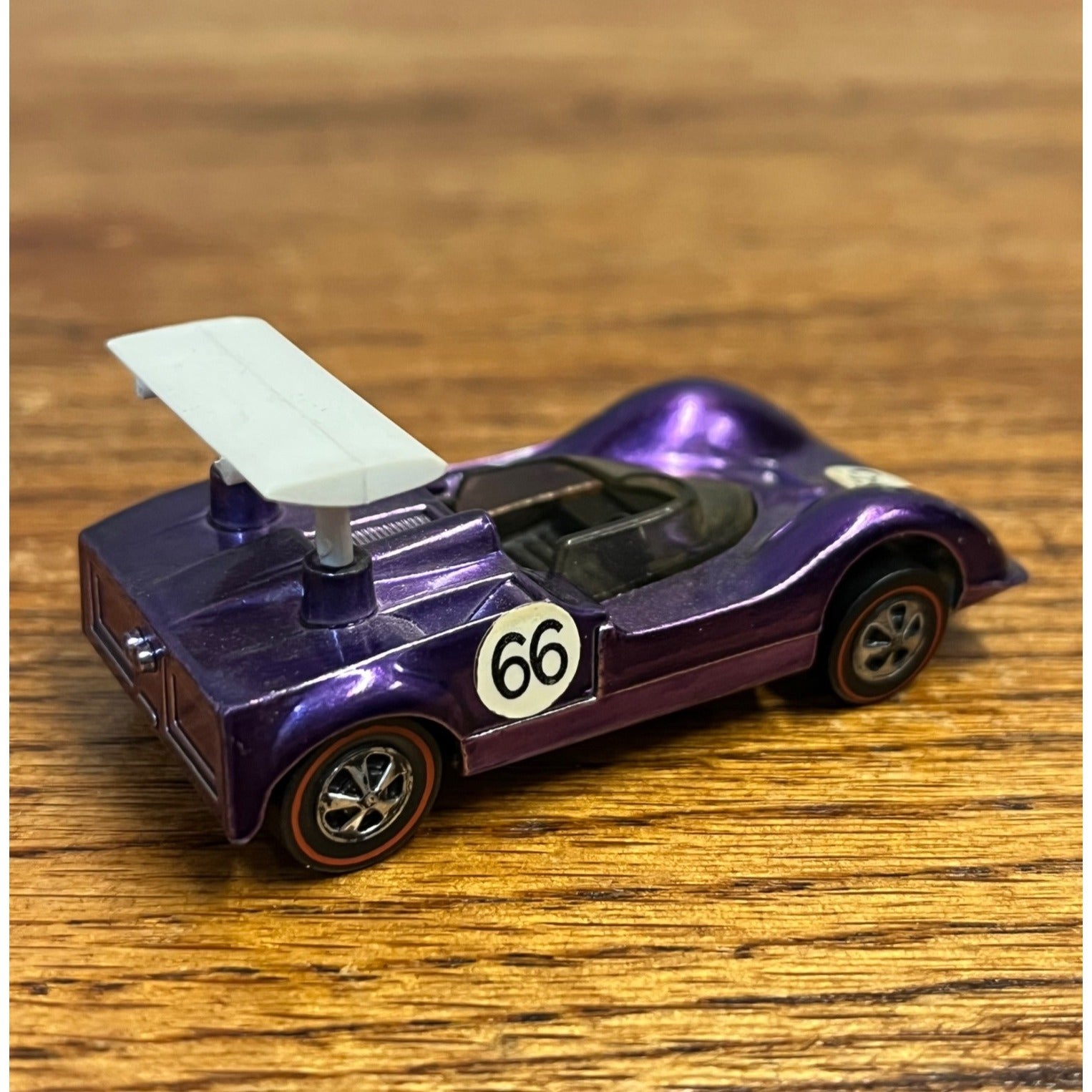 Vintage Hot Wheels Redline 1968 Purple Chaparral 2G -- NEAR MINT