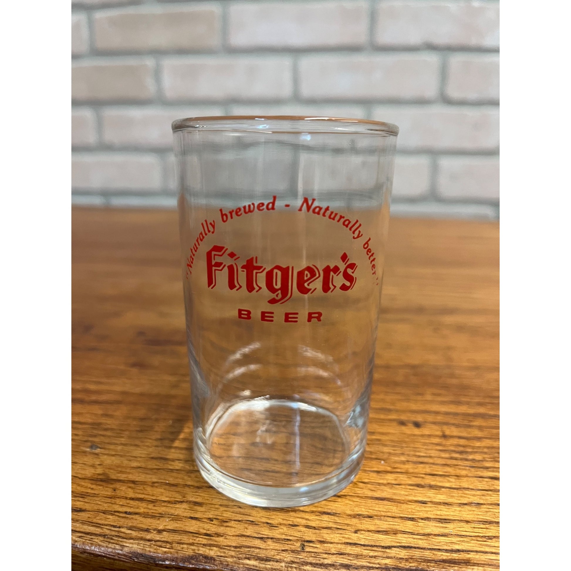 Vintage 1950s Fitgers Beer Shell Bar Glass Advertising Duluth Minnesota 4" Brewery
