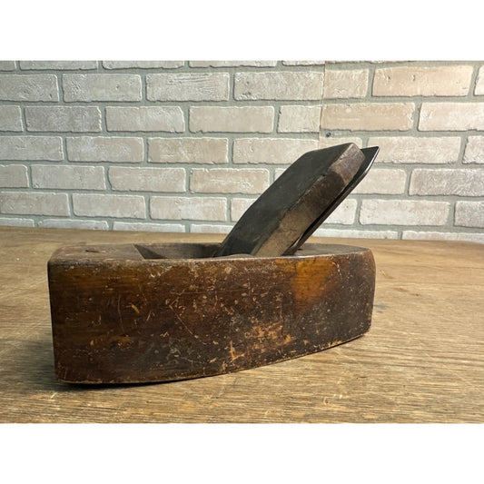 Vintage A. Howland NY Coffin Smoothing Plane 8" Woodworking Tool