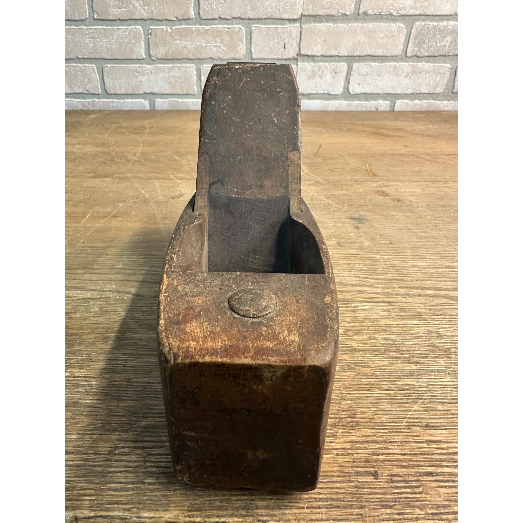 Vintage A. Howland NY Coffin Smoothing Plane 8" Woodworking Tool