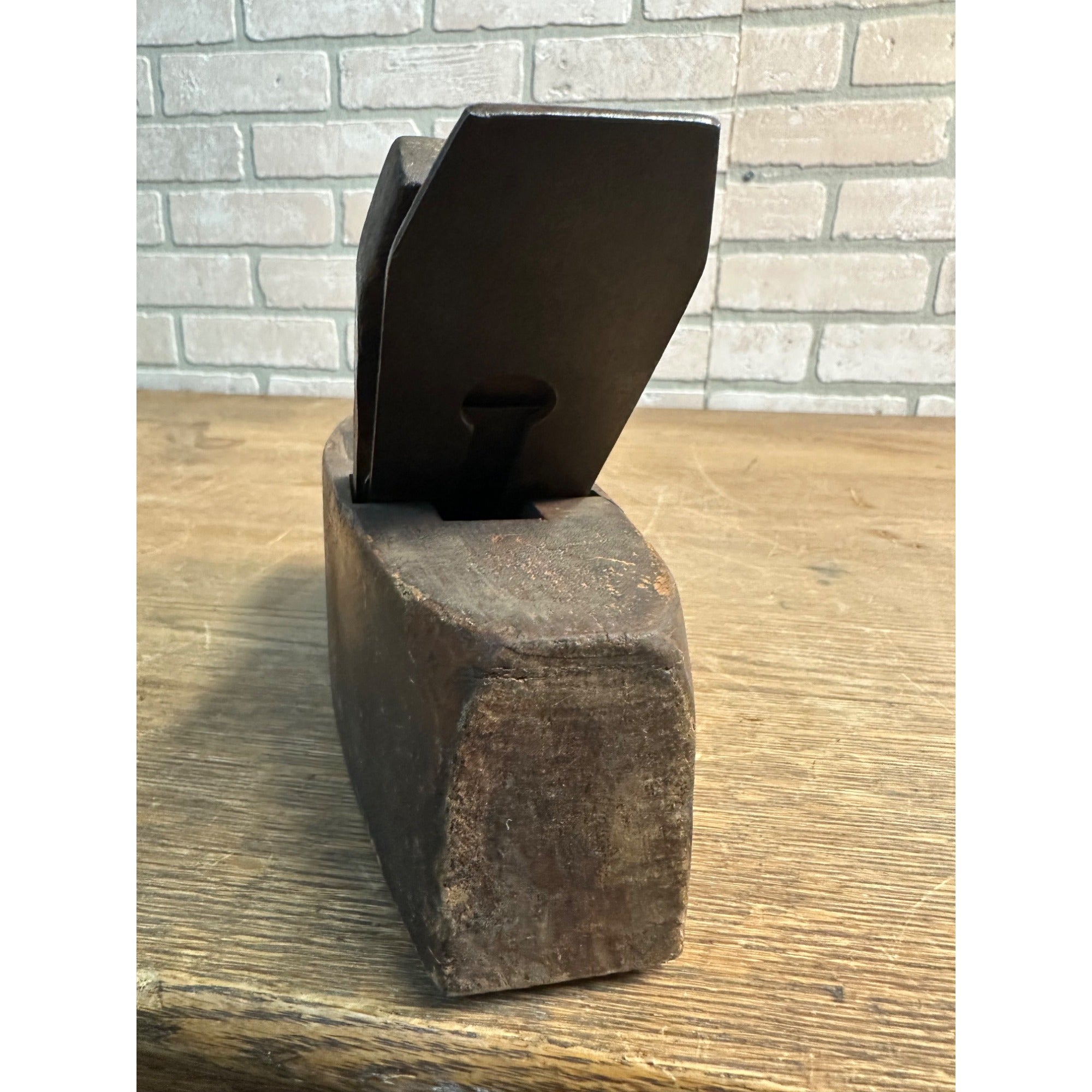 Vintage A. Howland NY Coffin Smoothing Plane 8" Woodworking Tool