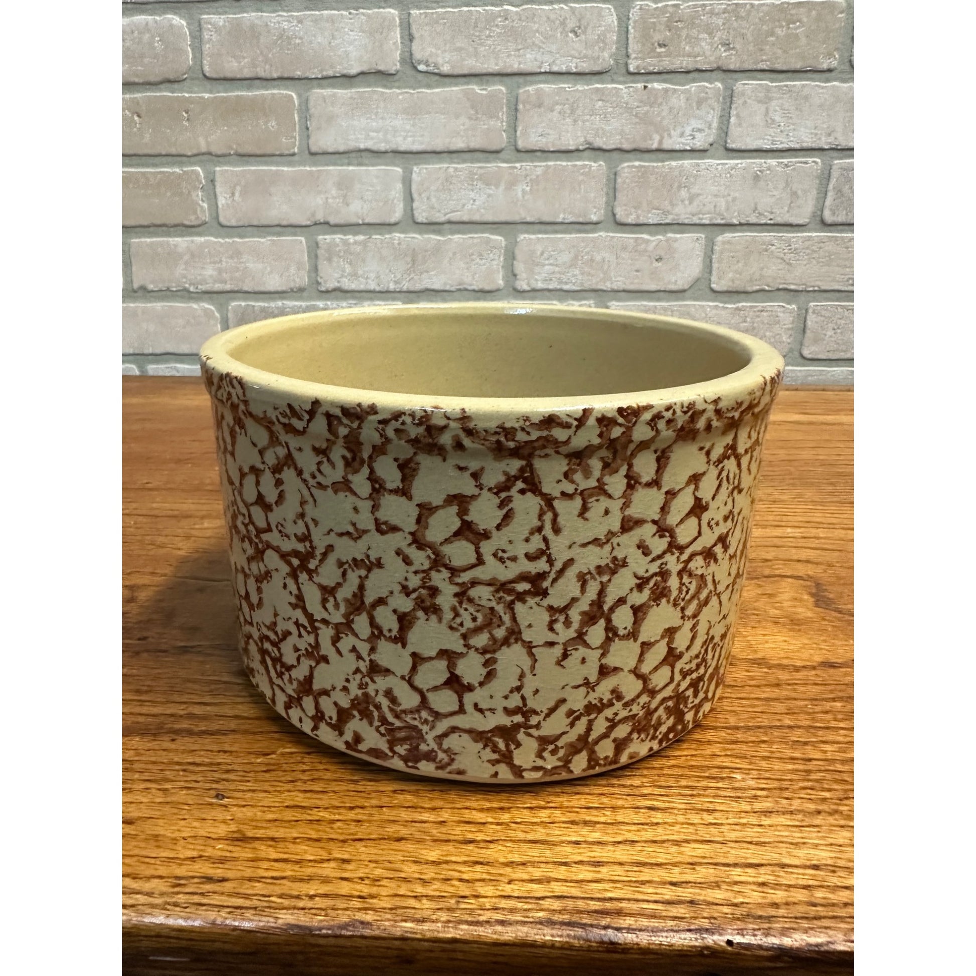 Vintage RRP Co. 1 Qt Blue Spongeware Stoneware Crock #700-B Roseville, Ohio