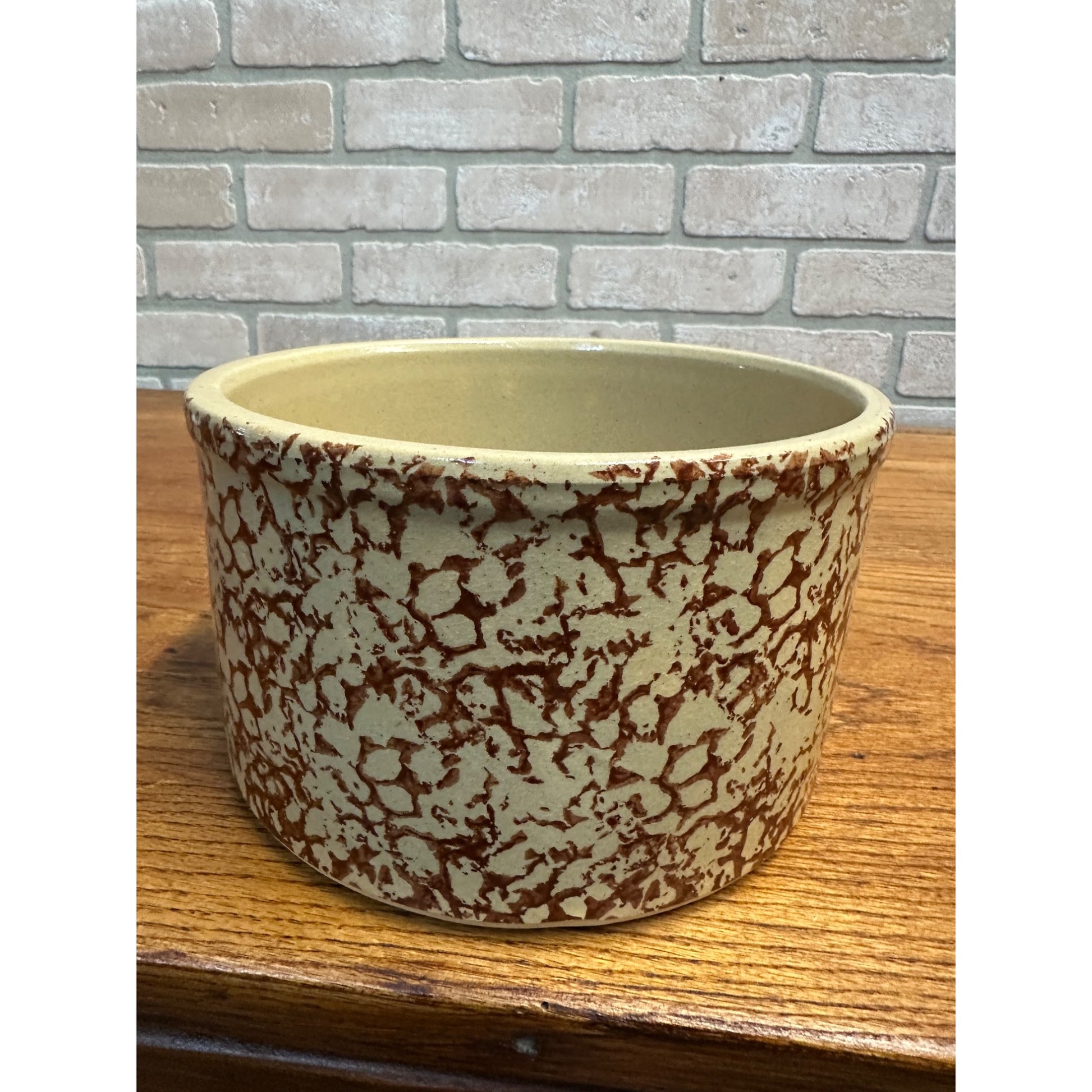 Vintage RRP Co. 1 Qt Blue Spongeware Stoneware Crock #700-B Roseville, Ohio