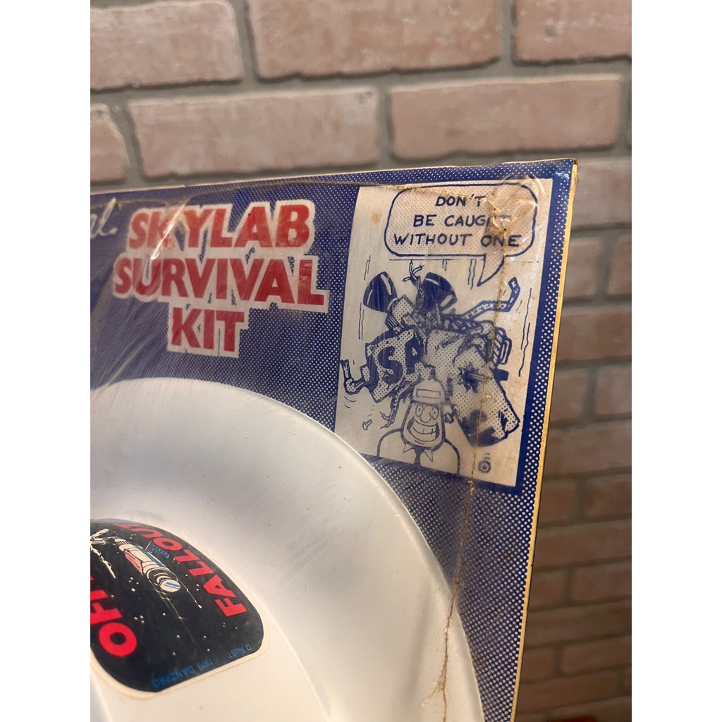 Rare Vintage Official Skylab Survival Kit 1979 Mint Sealed on Header Card White
