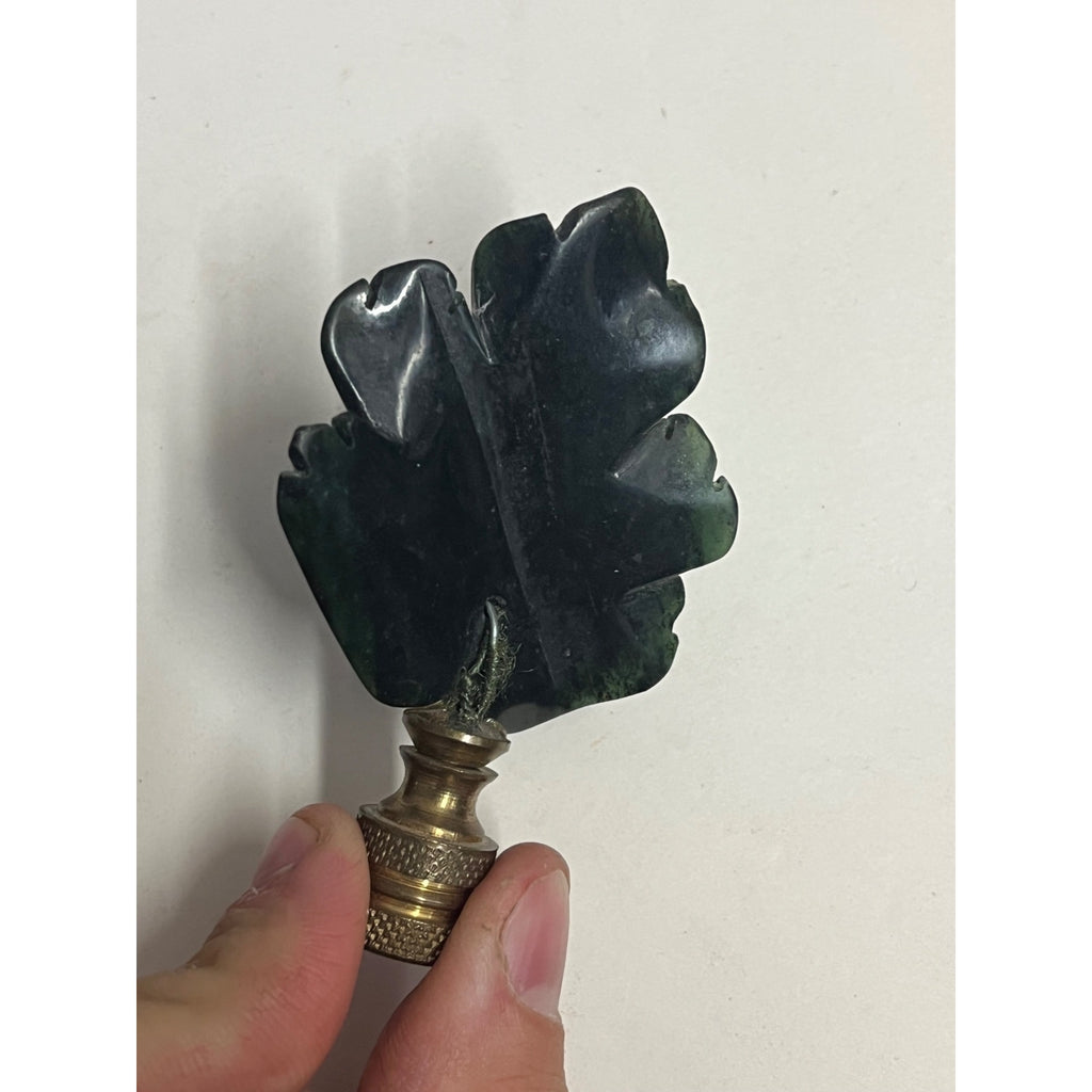 Vintage Hand Carved Jade Chinese Green Leaf Figural Lamp Finial Topper