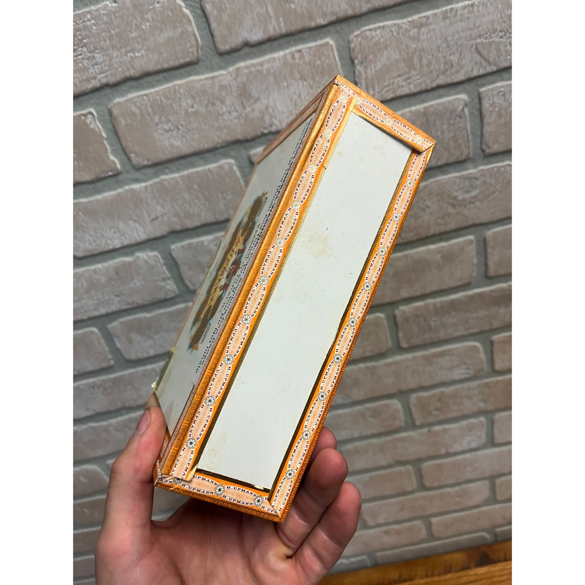 Vintage H. Upmann Demi Tasse Wooden Cigar Box Celestino Hinged