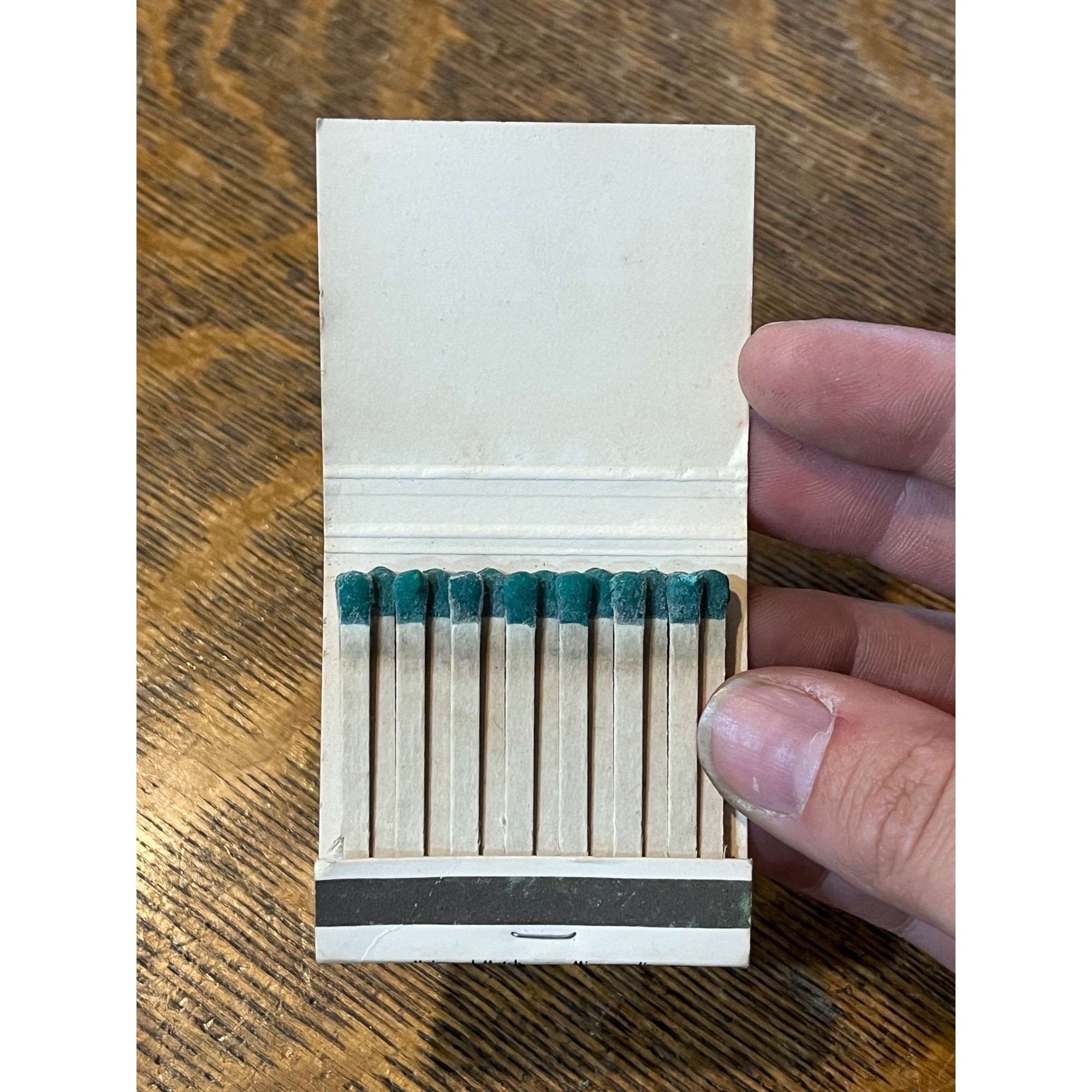Vintage Matchbook Advertising - Red Wing Potteries Salesroom - Red Wing, Minn.