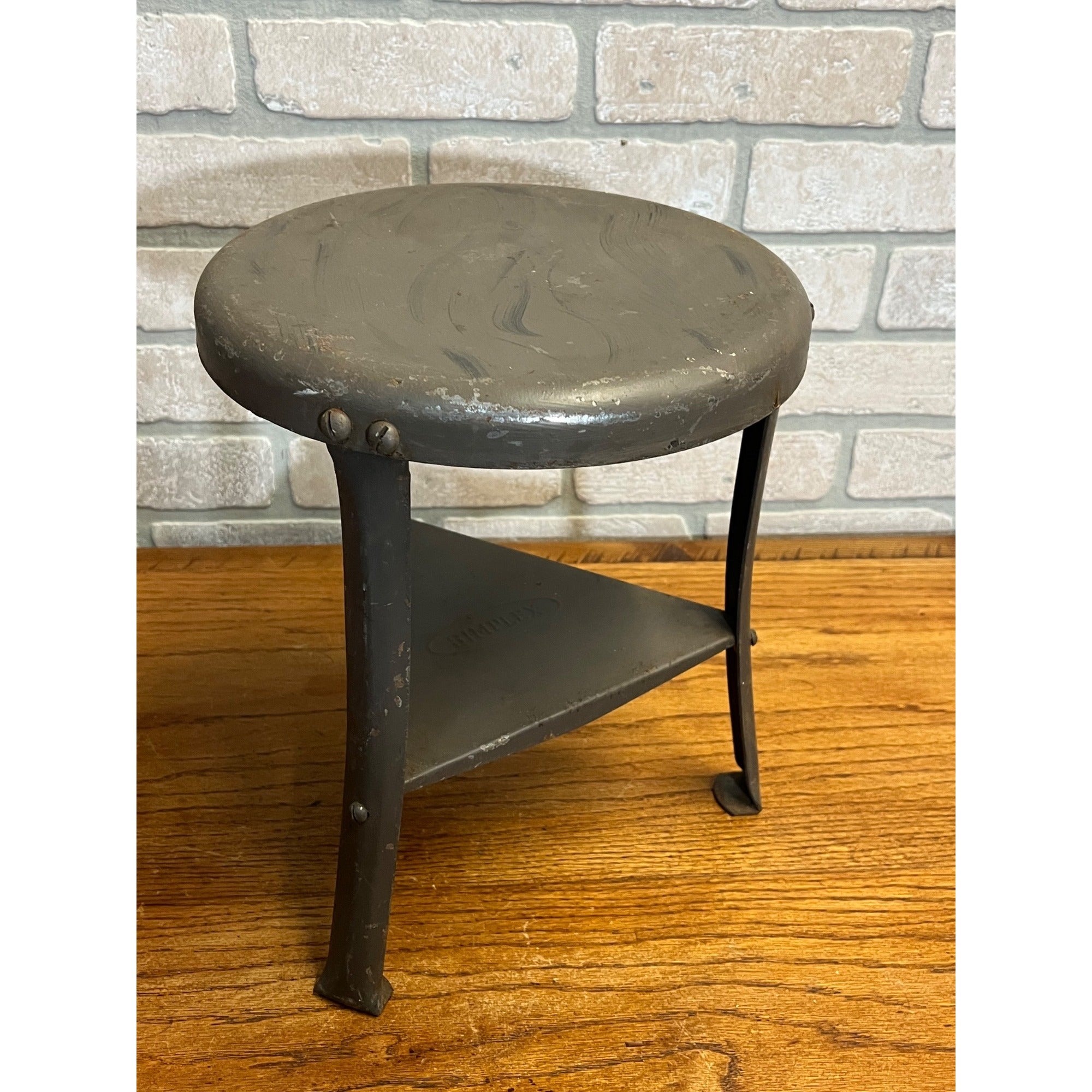 Vintage Metal Cow Milking Stool Primitive Rustic Farm Barn Fresh