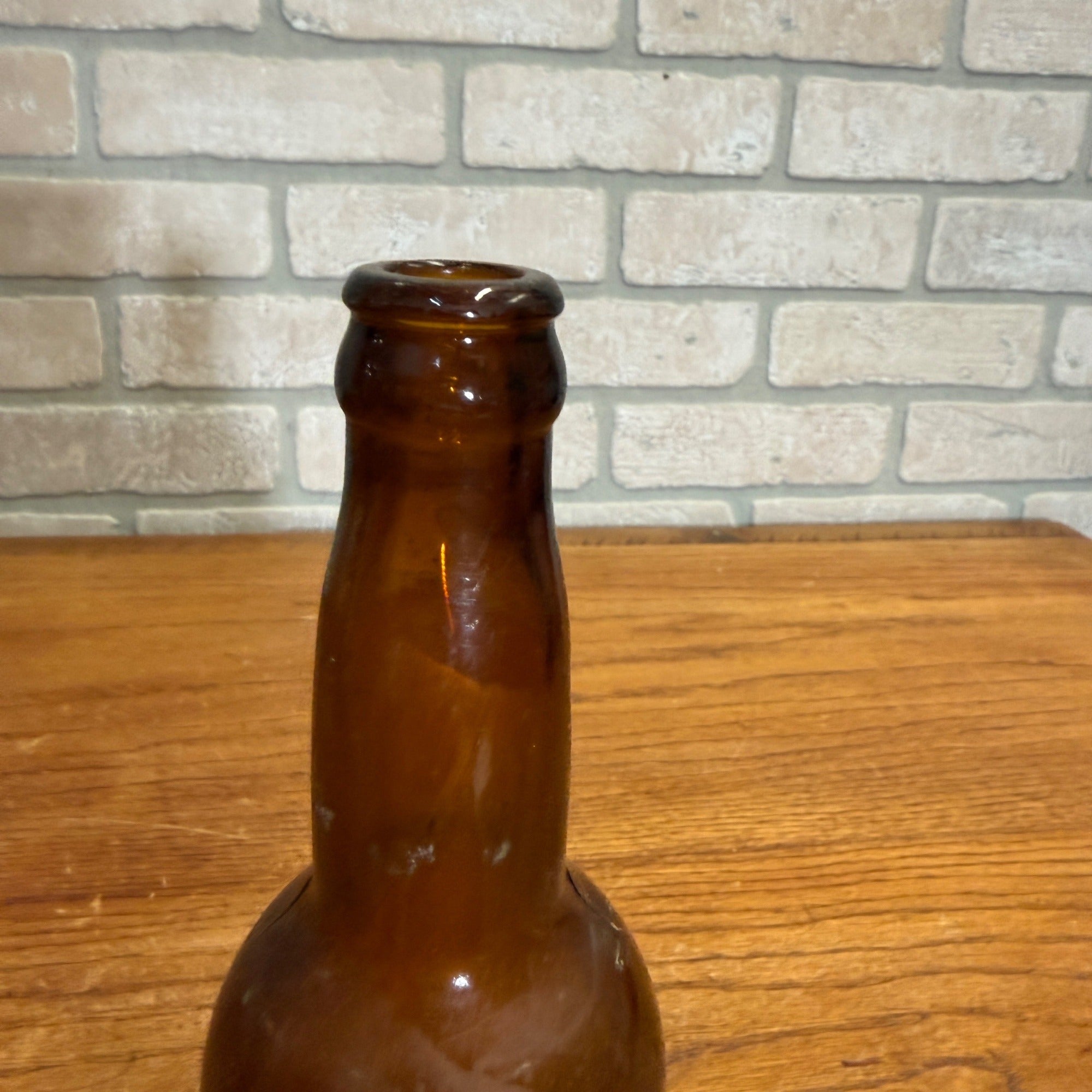 Vintage Pre-Pro Milwaukee Waukesha Brew Co. Embossed Beer Bottle Wisconsin 12oz