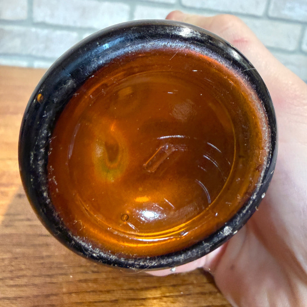 Vintage Pre-Pro Milwaukee Waukesha Brew Co. Embossed Beer Bottle Wisconsin 12oz