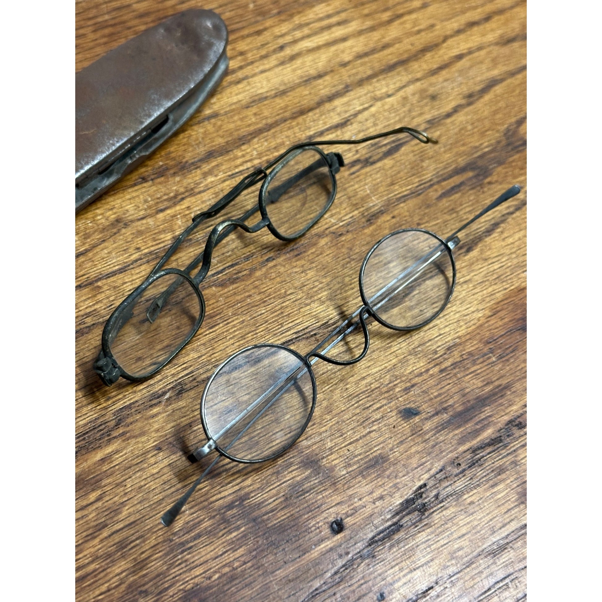 Antique 19th Century Eyeglasses Spectacles w/ Metal Case 1800s Split Bifocal