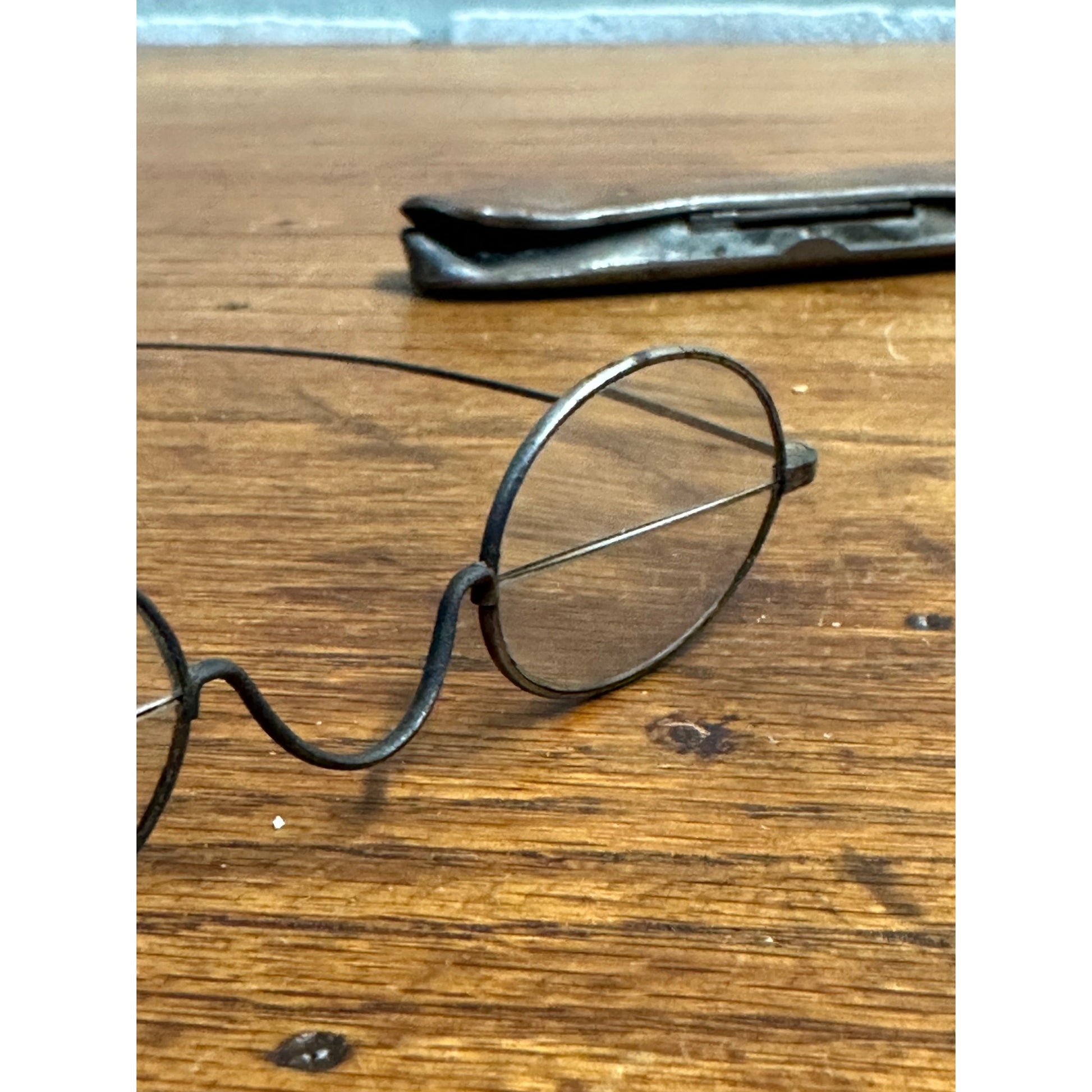 Antique 19th Century Eyeglasses Spectacles w/ Metal Case 1800s Split Bifocal