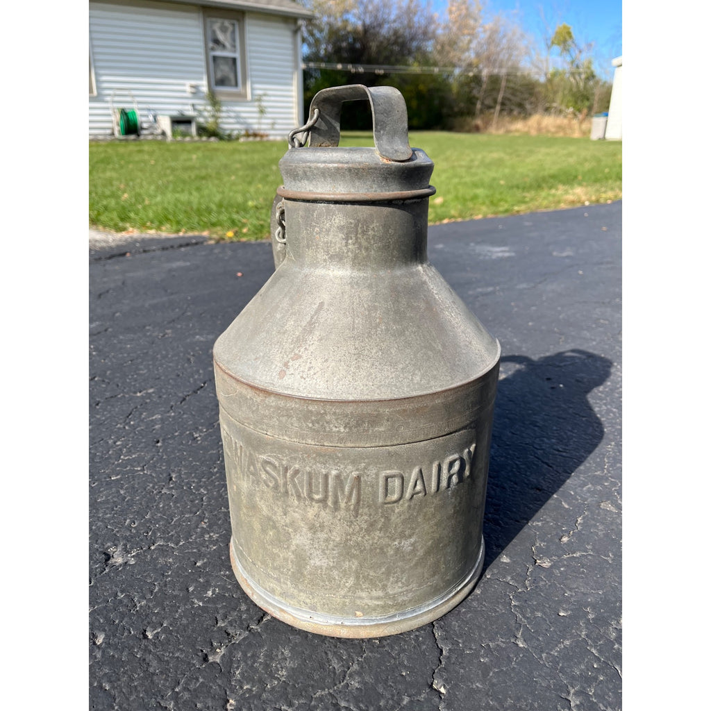 Rare Vintage Kewaskum Dairy Wisconsin Farm Milk Embossed Cream Can