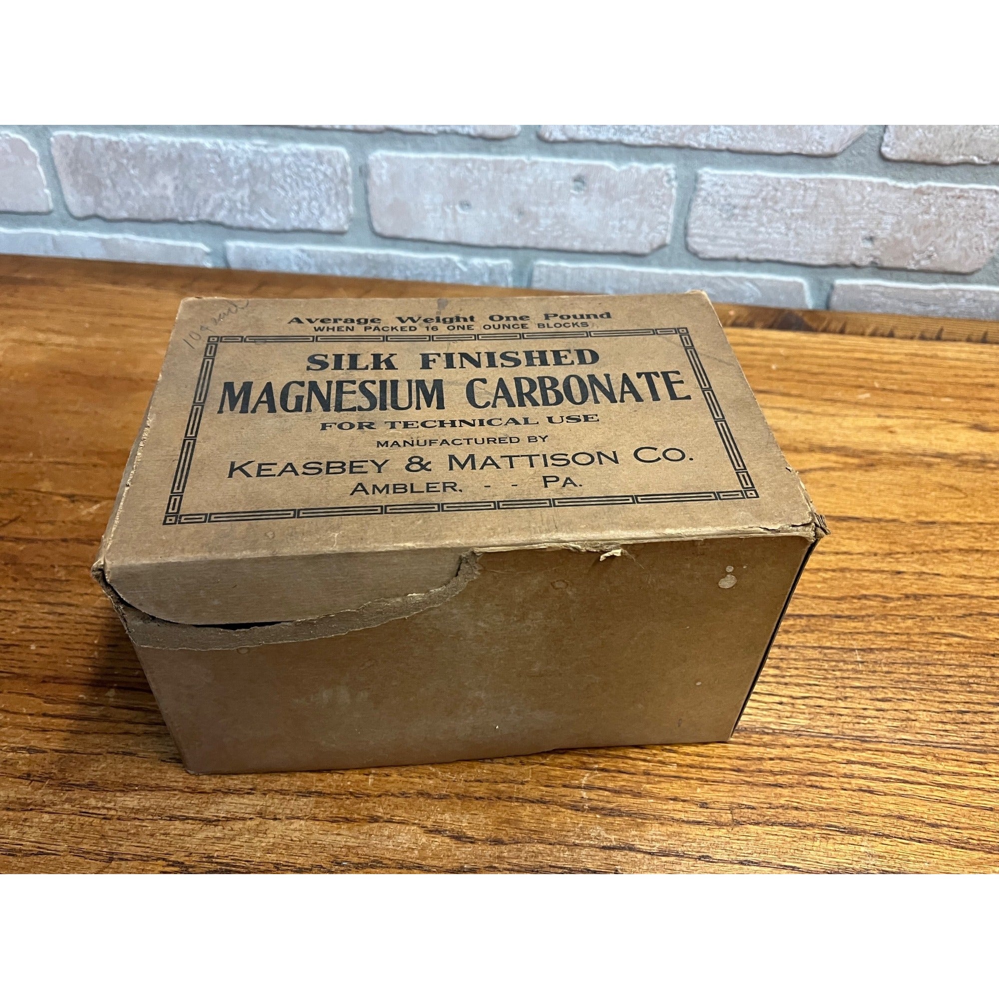 Vintage 1930s Drug Store 12 Boxes of Magnesium Carbonate Keasbey & Mattison Co