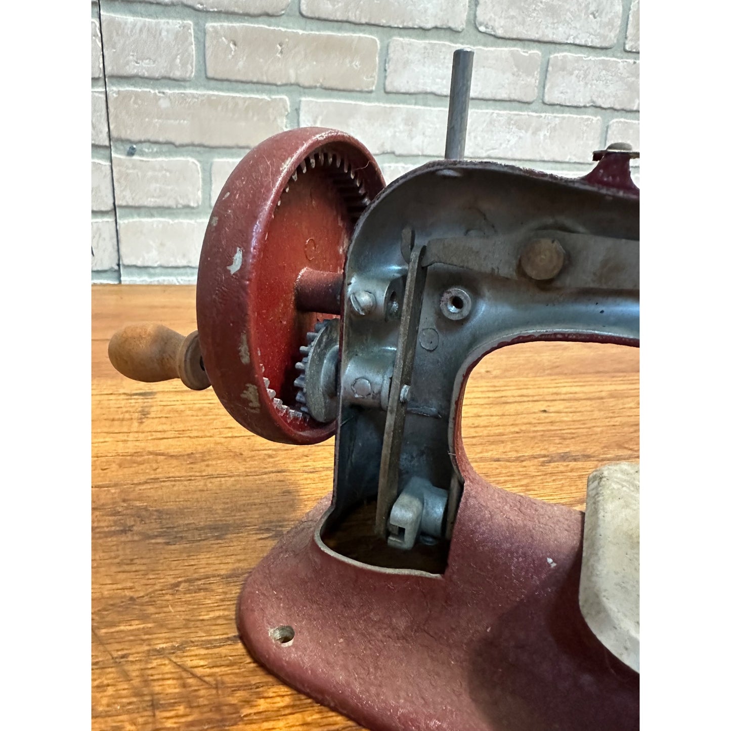 Vintage 1950s Genero Stitch Mistress Child's Toy Sewing Machine - AS-IS / PARTS