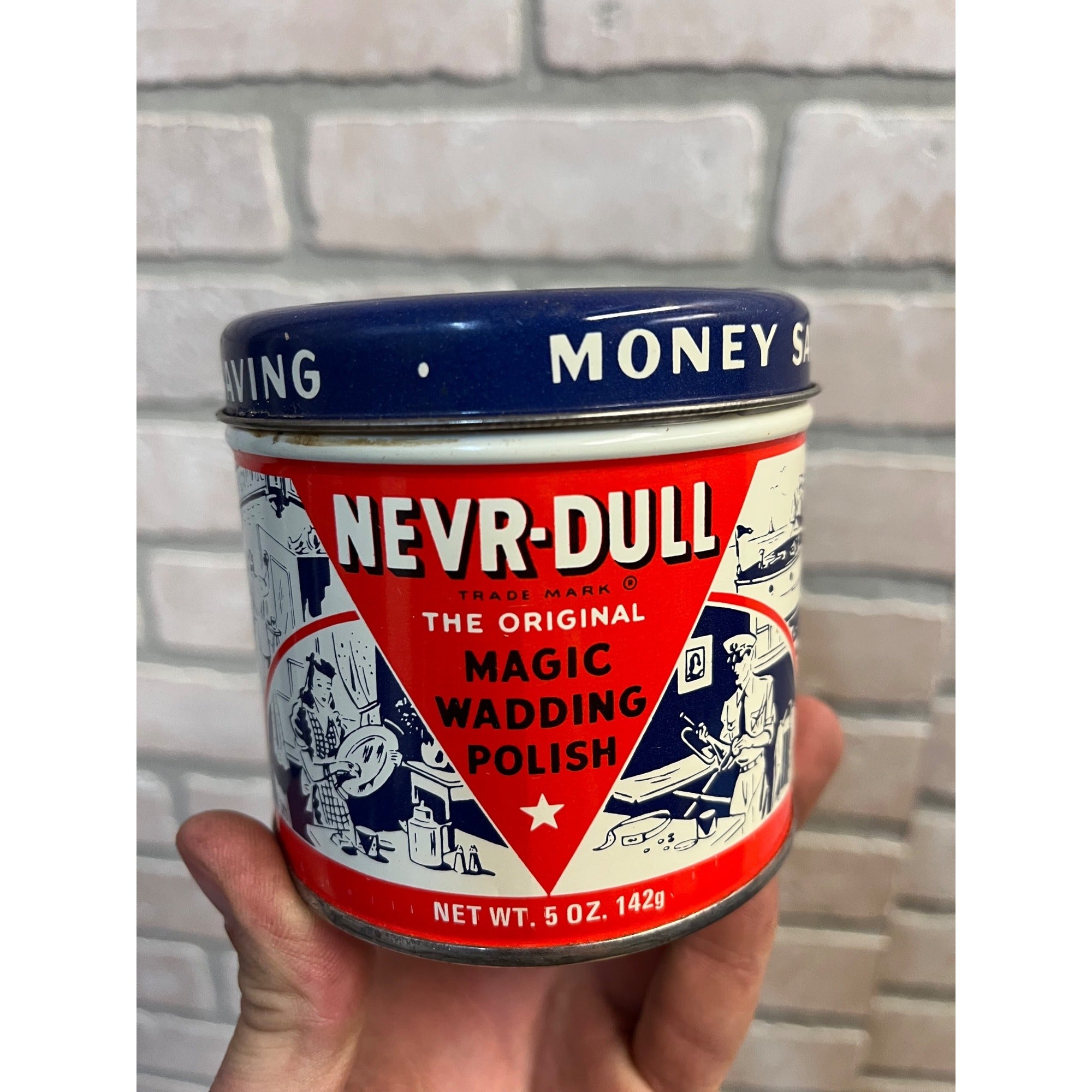Vintage NEVR-DULL Magic Wadding Metal Polish 5 Ounce Tin Advertising 1941 George Basch CO. Freeport, N.Y. USA