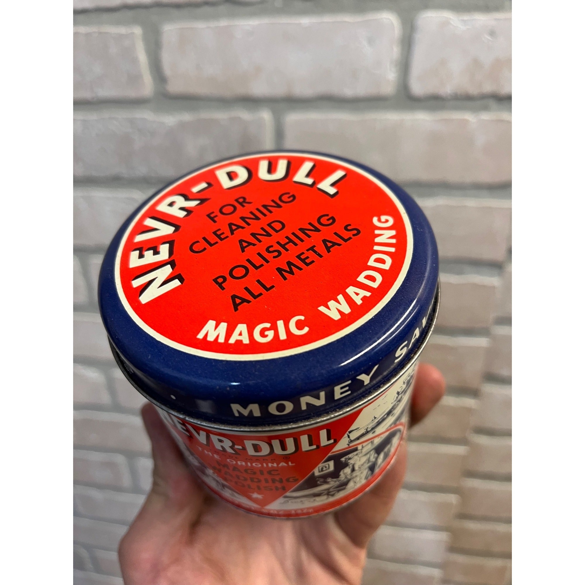 Vintage NEVR-DULL Magic Wadding Metal Polish 5 Ounce Tin Advertising 1941 George Basch CO. Freeport, N.Y. USA