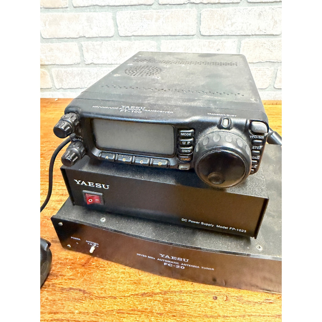 Yaesu FT-100 HF VHF UHF Transceiver FP-1023 Power Supply FC-20 Antenna Tuner