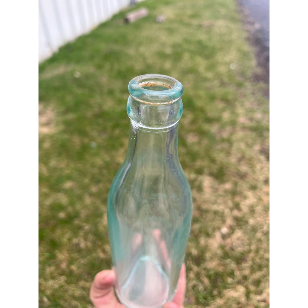 Vintage 1930s Eagle Soft Drink Co. Embossed Soda Bottle Milwaukee Wis WI