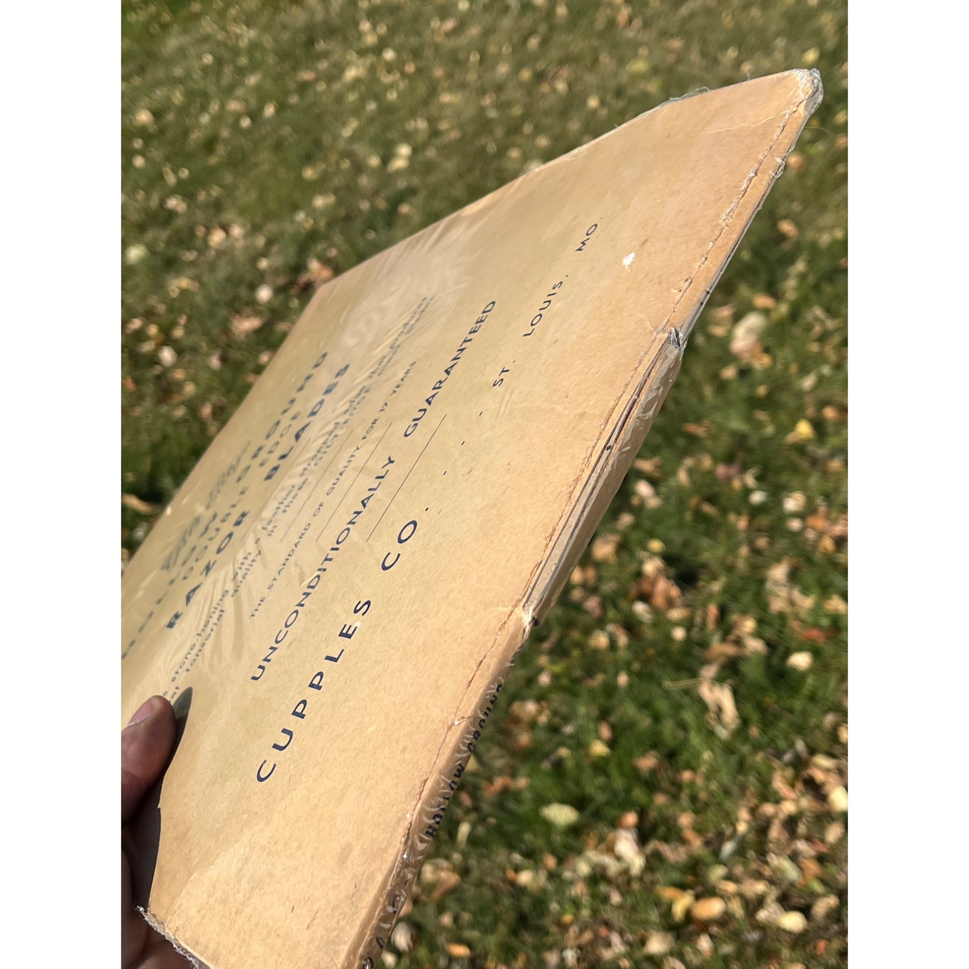 Vintage Gilt Edge NOS Razor Blades Cardboard Advertising Sign Store Display