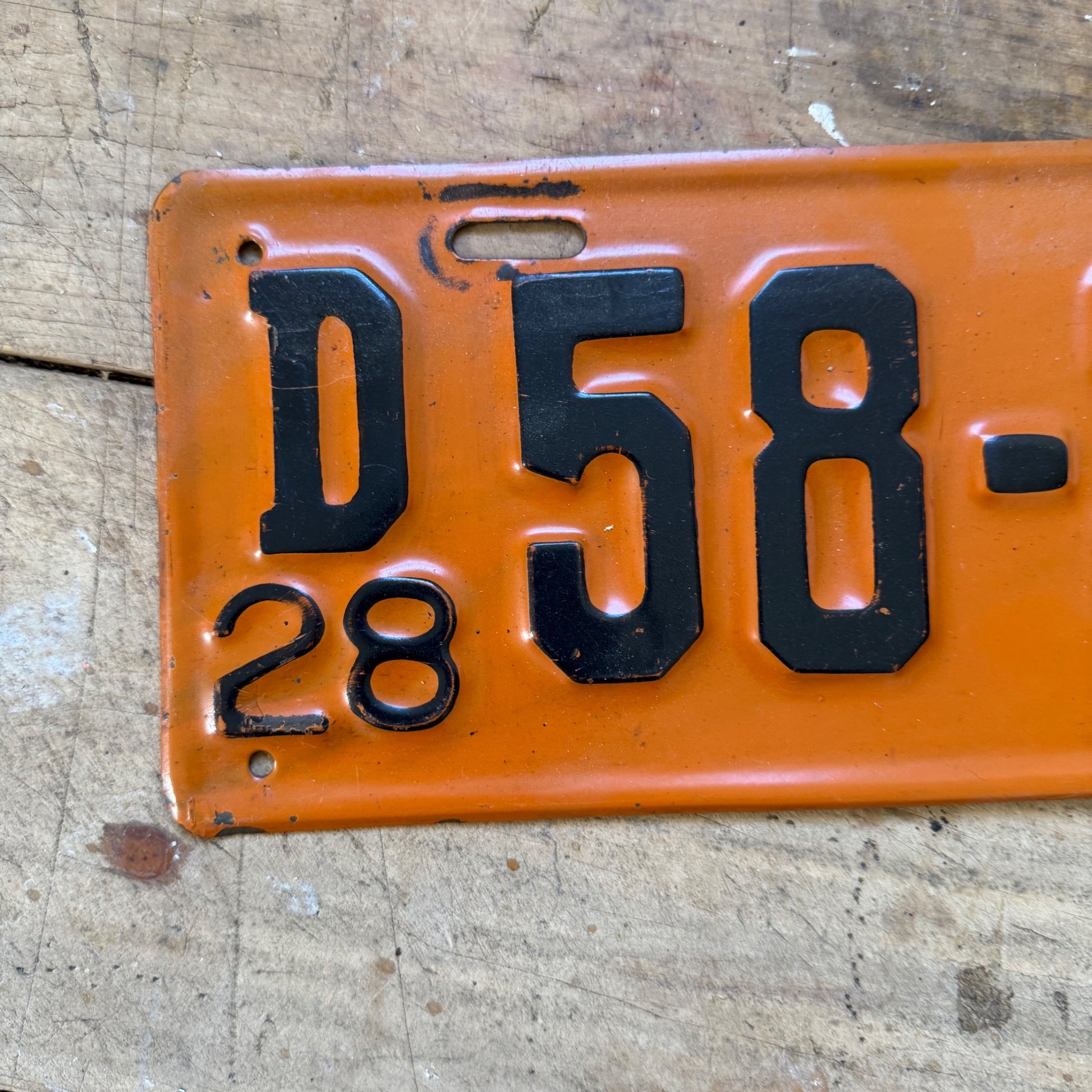 1928 Wisconsin License Plate 58-364 Clean Orange Black D