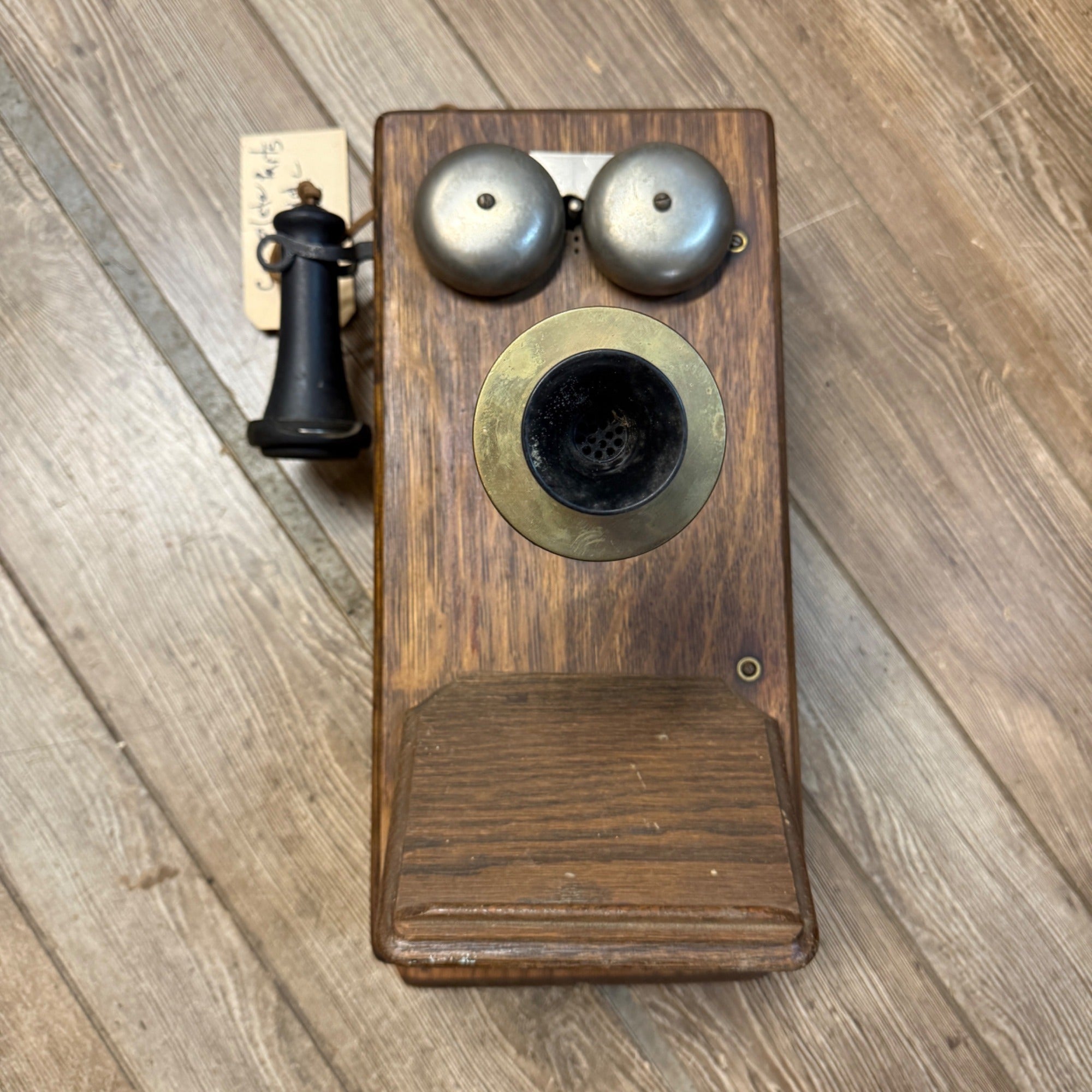 Antique Oak Wall Mount Telephone Leich Electric Co. ? #105-O 1600